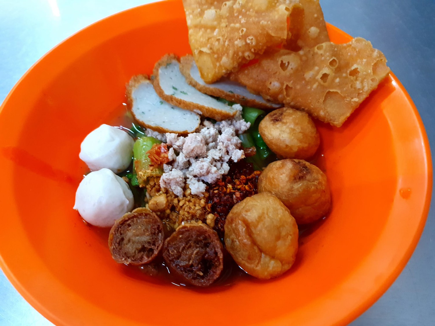 เย็นตาโฟรสเด็ดโบสถ์แม่พระฟาติมา, เย็นตาโฟ คอนแวนต์, อู๋ เย็นตาโฟประตูผี, ร้านไทยรุ่งเรืองเย็นตาโฟเจริญผล, ศาลาแดงเย็นตาโฟ, ปุ๊ เย็นตาโฟ, เตี้ยเย็นตาโฟ, ชาละวันเย็นตาโฟ, เฮียตี๋ ก๋วยเตี๋ยวลูกชิ้นปลาเย็นตาโฟเยาวราชลาดพร้าววังหิน, จิระเย็นตาโฟ, โฟพ่นไฟ, พัวกี่, นายอ้วนเย็นตาโฟเสาชิงช้า, เจ๊อี่ เย็นตาโฟ ต้มยำ, ก๋วยเตี๋ยวเย็นตาโฟพี่หมู รสเด็ด, เม้งโภชนา ปิ่นเกล้า ลูกชิ้นปลา, เจ๊น้อยเย็นตาโฟ พระราม4, เย็นตาโฟ62, ใช่ เตี๋ยวปลา, เย็นตาโฟโพธาราม, เจ้อ้วนเย็นตาโฟ Jeauan yentafo, เย็นตาโฟฮ่องเต้ ศรีย่าน, เย็นตาโฟป้าเสนา เล้งแซ่บ, เพ้งเย็นตาโฟเจ้าเก่า ตลาดห้วยขวาง