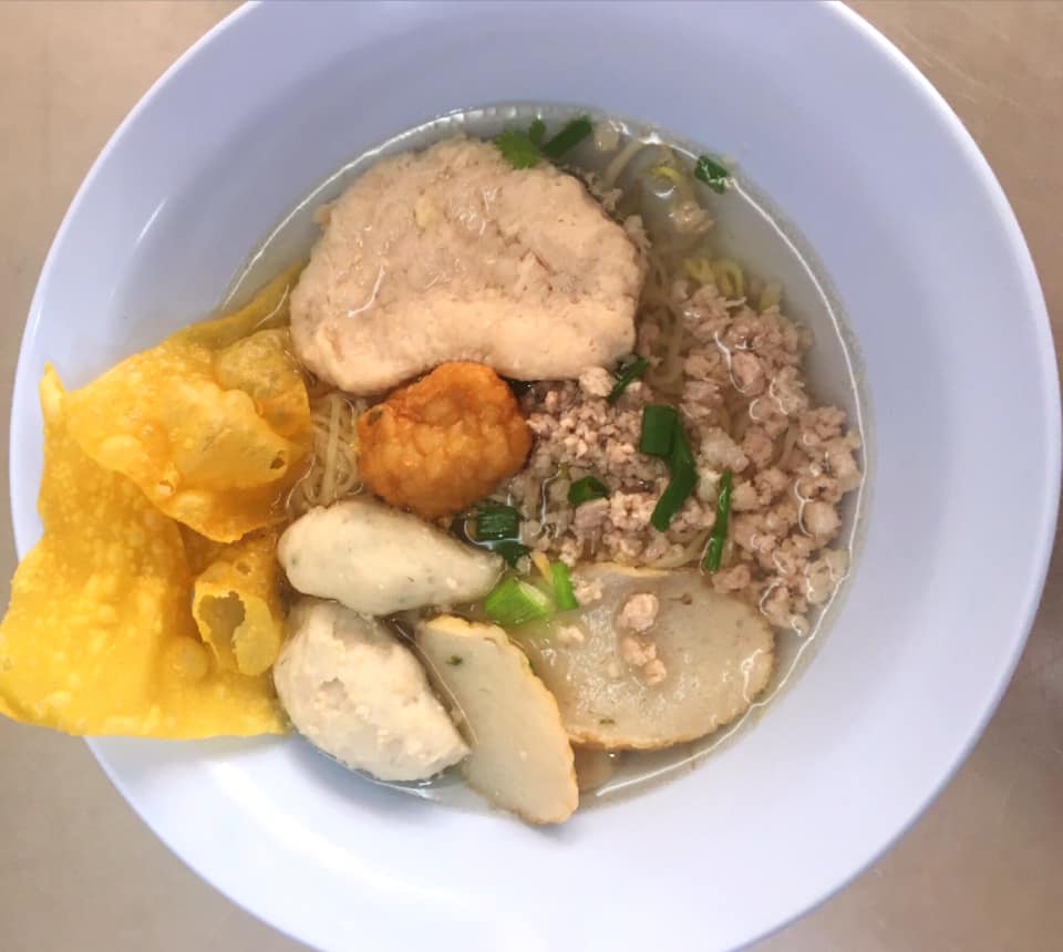 เย็นตาโฟรสเด็ดโบสถ์แม่พระฟาติมา, เย็นตาโฟ คอนแวนต์, อู๋ เย็นตาโฟประตูผี, ร้านไทยรุ่งเรืองเย็นตาโฟเจริญผล, ศาลาแดงเย็นตาโฟ, ปุ๊ เย็นตาโฟ, เตี้ยเย็นตาโฟ, ชาละวันเย็นตาโฟ, เฮียตี๋ ก๋วยเตี๋ยวลูกชิ้นปลาเย็นตาโฟเยาวราชลาดพร้าววังหิน, จิระเย็นตาโฟ, โฟพ่นไฟ, พัวกี่, นายอ้วนเย็นตาโฟเสาชิงช้า, เจ๊อี่ เย็นตาโฟ ต้มยำ, ก๋วยเตี๋ยวเย็นตาโฟพี่หมู รสเด็ด, เม้งโภชนา ปิ่นเกล้า ลูกชิ้นปลา, เจ๊น้อยเย็นตาโฟ พระราม4, เย็นตาโฟ62, ใช่ เตี๋ยวปลา, เย็นตาโฟโพธาราม, เจ้อ้วนเย็นตาโฟ Jeauan yentafo, เย็นตาโฟฮ่องเต้ ศรีย่าน, เย็นตาโฟป้าเสนา เล้งแซ่บ, เพ้งเย็นตาโฟเจ้าเก่า ตลาดห้วยขวาง