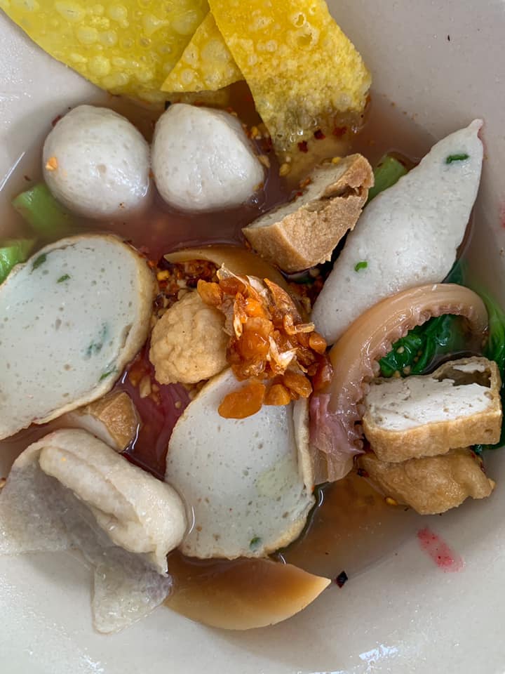 เย็นตาโฟรสเด็ดโบสถ์แม่พระฟาติมา, เย็นตาโฟ คอนแวนต์, อู๋ เย็นตาโฟประตูผี, ร้านไทยรุ่งเรืองเย็นตาโฟเจริญผล, ศาลาแดงเย็นตาโฟ, ปุ๊ เย็นตาโฟ, เตี้ยเย็นตาโฟ, ชาละวันเย็นตาโฟ, เฮียตี๋ ก๋วยเตี๋ยวลูกชิ้นปลาเย็นตาโฟเยาวราชลาดพร้าววังหิน, จิระเย็นตาโฟ, โฟพ่นไฟ, พัวกี่, นายอ้วนเย็นตาโฟเสาชิงช้า, เจ๊อี่ เย็นตาโฟ ต้มยำ, ก๋วยเตี๋ยวเย็นตาโฟพี่หมู รสเด็ด, เม้งโภชนา ปิ่นเกล้า ลูกชิ้นปลา, เจ๊น้อยเย็นตาโฟ พระราม4, เย็นตาโฟ62, ใช่ เตี๋ยวปลา, เย็นตาโฟโพธาราม, เจ้อ้วนเย็นตาโฟ Jeauan yentafo, เย็นตาโฟฮ่องเต้ ศรีย่าน, เย็นตาโฟป้าเสนา เล้งแซ่บ, เพ้งเย็นตาโฟเจ้าเก่า ตลาดห้วยขวาง
