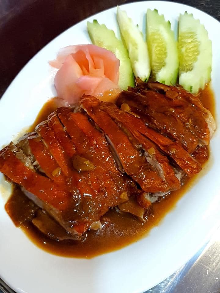 สวนชื่นสุข, Ar Restaurant Hatyai 嗳, ศิริ ต้มเลือดหมูหาดใหญ่, ไก่กรอบพี่เน่, ในรู, กุ๊กชัยติ่มซำ-ก๋วยเตี๋ยวราดหน้าปลากะพง, ร้านใต้ขอย ซอยตัน, กันเอง, หนานหยวน บะหมี่เกี๊ยวกุ้ง, สาขาปุณณกัณฑ์, ป่ายาง, บ้านก้ามปู, โชคดีแต่เตี้ยม บะกุ๊ดเต๋, ไก่ทอดหาดใหญ่มีนา, ร้านราดหน้าโกฉ่อน, ขนมจีนป้าชื่น, Space Bar, ขนมไข่เตาถ่านน้องนิล&คาเฟ่, ข้าวต้มรถแดง