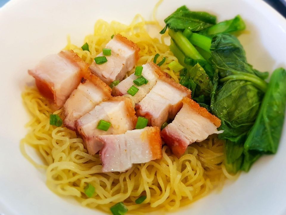 สวนชื่นสุข, Ar Restaurant Hatyai 嗳, ศิริ ต้มเลือดหมูหาดใหญ่, ไก่กรอบพี่เน่, ในรู, กุ๊กชัยติ่มซำ-ก๋วยเตี๋ยวราดหน้าปลากะพง, ร้านใต้ขอย ซอยตัน, กันเอง, หนานหยวน บะหมี่เกี๊ยวกุ้ง, สาขาปุณณกัณฑ์, ป่ายาง, บ้านก้ามปู, โชคดีแต่เตี้ยม บะกุ๊ดเต๋, ไก่ทอดหาดใหญ่มีนา, ร้านราดหน้าโกฉ่อน, ขนมจีนป้าชื่น, Space Bar, ขนมไข่เตาถ่านน้องนิล&คาเฟ่, ข้าวต้มรถแดง