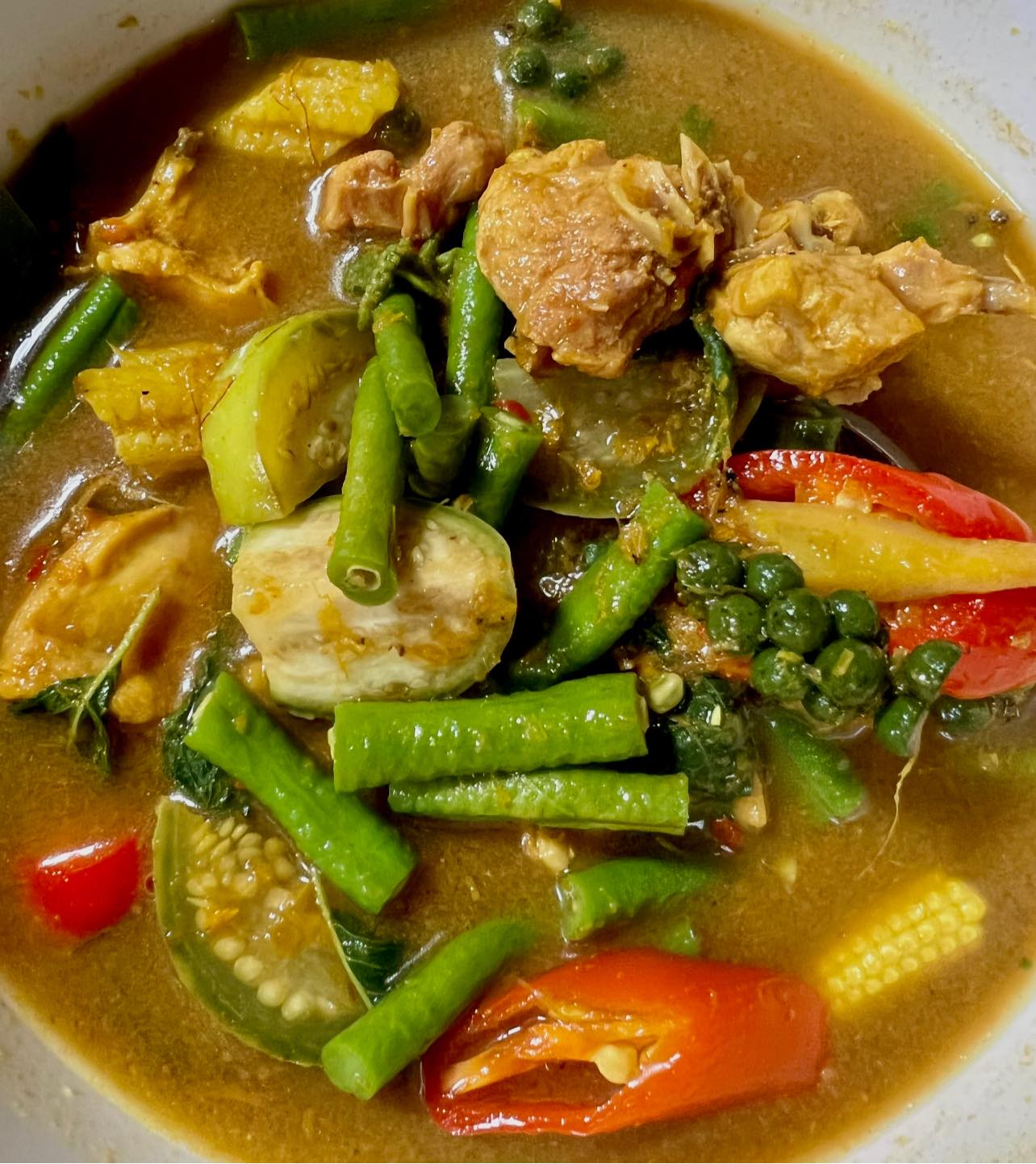 สวนชื่นสุข, Ar Restaurant Hatyai 嗳, ศิริ ต้มเลือดหมูหาดใหญ่, ไก่กรอบพี่เน่, ในรู, กุ๊กชัยติ่มซำ-ก๋วยเตี๋ยวราดหน้าปลากะพง, ร้านใต้ขอย ซอยตัน, กันเอง, หนานหยวน บะหมี่เกี๊ยวกุ้ง, สาขาปุณณกัณฑ์, ป่ายาง, บ้านก้ามปู, โชคดีแต่เตี้ยม บะกุ๊ดเต๋, ไก่ทอดหาดใหญ่มีนา, ร้านราดหน้าโกฉ่อน, ขนมจีนป้าชื่น, Space Bar, ขนมไข่เตาถ่านน้องนิล&คาเฟ่, ข้าวต้มรถแดง