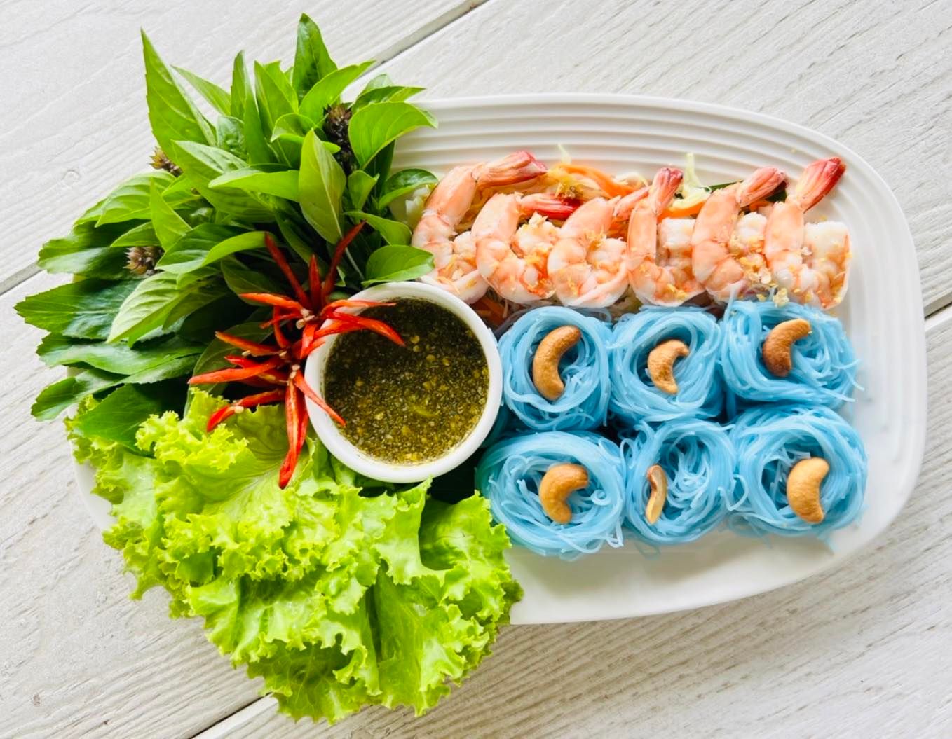 Autumn haus, YOJU Cafe, Lemon Me Farm, STARTCafé, Lot no.8 cafe, 23 cafe and bistro, STAY WITH TREE cafe, April Flavors cafe, Destiny cafe', บ้านปายนา, DUBUA CAFE, House of Chandra - เสน่ห์จันทน์ , 11 Elephant Dessert Cafe, Hangar Cafe', Merce Cafe & Restaurant, Ton Khao Terrace, O2 Kaffee & Bistro, Pomelo Cafe, Little tree, Chinu Coffee