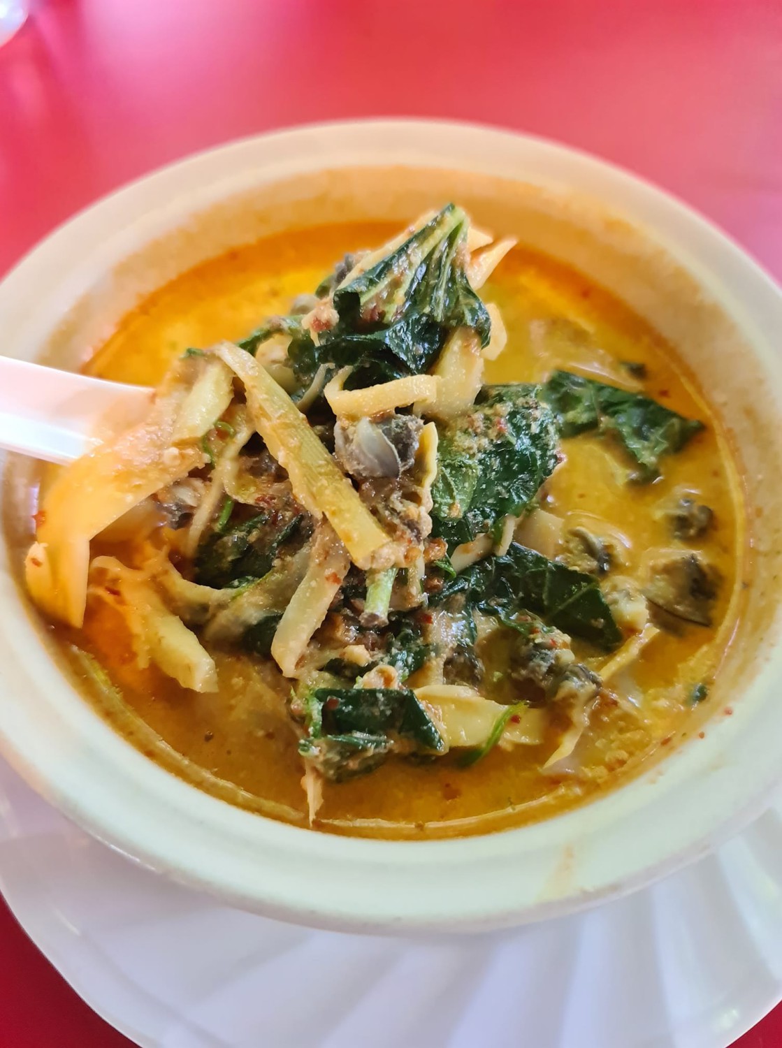 ร้านอ้นส้มตำปูม้า, ไผ่ขวาง, Zaab Station, เอมโอช by The Story, ครัวกางนา, คุ้มขวัญเจ้าเอย, ร้านบ้านเด, กุ่ยหมง, สวนอาหารเบญจรงค์ สุพรรณบุรี, ขัวะ, ลายน้ำ, มุมสบายครัวริมคลอง, ข้าวต้มโกเฑียร, นพรัตน์ ภัตตาคาร, กุ้งเป็น (เจ๊เน้ย), ขนาบน้ำสุพรรณบุรี and mellow, เรือนแพ (ครัวสุพรรณ) &amp; รีสอร์ท, ริมคลองเฮ้าส์, สุรชัยปลาเผา บึงไผ่แขก, Taiheiyo sushi suphanburi