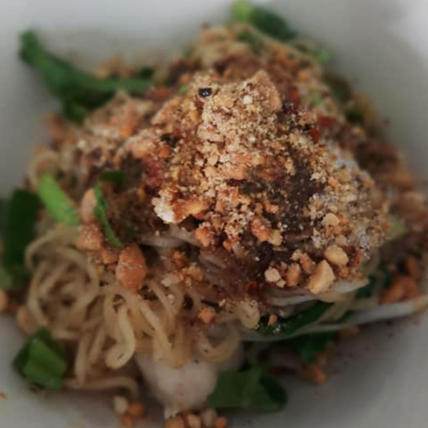 ก๋วยเตี๋ยวเรือในคลอง อยุธยา, กรุงเก่า"เตี๋ยวเรือ", ก๋วยเตี๋ยวเรือลวกปากริมคลอง &amp; หมูกะทะ อยุธยา, ก๋วยเตี๋ยวเรืออยุธยา-โอชินสูตรโบราณ, ร้านก๋วยเตี๋ยวเรือโอ่งบนแพริมแม่น้ำน้อย, ก๋วยเตี๋ยวเรือกิมหลวน อยุธยา, ก๋วยเตี๋ยวเรือ ตาลเดี่ยว'เตี๋ยวเรือ, ก๋วยเตี๊ยวลุงแจ๊ะ (บัวหวาน), ร้านก๋วยเตี๋ยวตาไห (คลองท่อ), ก๋วยเตี๋ยวเรือแม่วันดี อยุธยา, ก๋วยเตี๋ยวเรือแม่ต่วม อยุธยา, ก๋วยเตี๋ยวเรือ เสือร้องไห้, ก๋วยเตี๋ยวเรือ "รสโจ๊ะ" ป้าไวท์, ก๋วยเตี๋ยวเรืออยุธยา ป้าษา2, ก๋วยเตี๋ยววัดใหญ่, ก๋วยเตี๋ยวเรือห้อยขา อยุธยา, ก๋วยเตี๋ยวเรือนายอ๊อฟ สูตร”ยายจง”รสดั้งเดิม, ไทยเทวา ก๋วยเตี๋ยวเรืออยุธยา, ต้อยตลาดแตก สาขาใหญ่ ก๋วยเตี๋ยวเรืออยุธยา