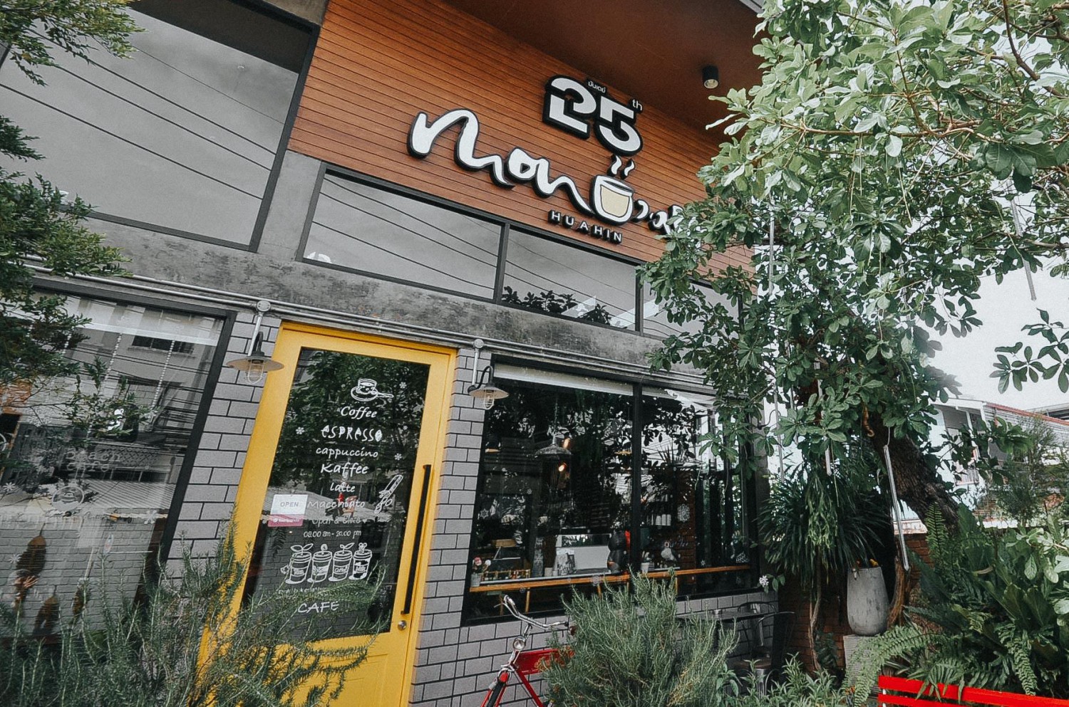 Air Space Hua Hin, ปลีกวิเวก คาเฟ่, After morning cafe, The Chocolate Factory HuaHin, DRIP RIM LAY, Top Seacret Beach Cafe, Molley coffee stand, RowHou8e Cafe' HuaHin106, 25 Monday cafe', S'more Cafe Huahin, Tree House Cafe', Wilaiwan Hua Hin