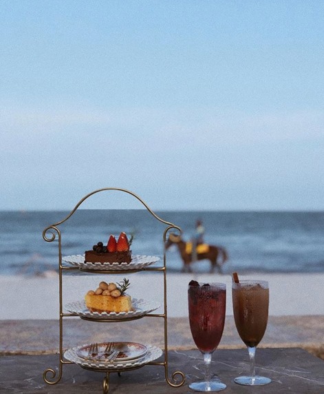 Air Space Hua Hin, ปลีกวิเวก คาเฟ่, After morning cafe, The Chocolate Factory HuaHin, DRIP RIM LAY, Top Seacret Beach Cafe, Molley coffee stand, RowHou8e Cafe' HuaHin106, 25 Monday cafe', S'more Cafe Huahin, Tree House Cafe', Wilaiwan Hua Hin