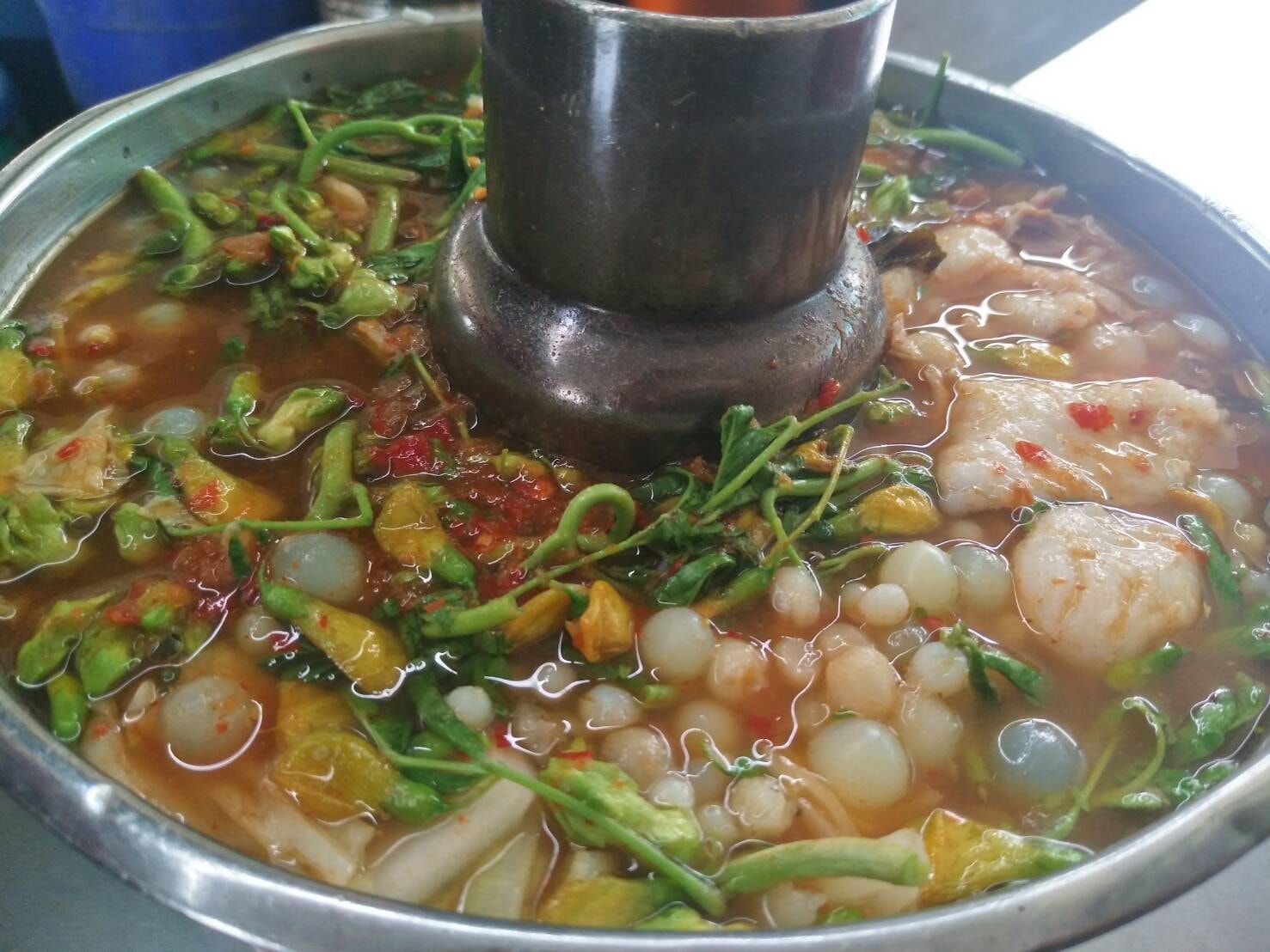 บ้านโพธิ์ริเวอร์ไซด์, ร้านอาหารมธุรสเรือนแพ, Baan Melon Desert, ร้านบ้านเบญฯ, บ้านปูกรรเชียง, ร้านกุ้งนาง, ร้านชวนมา ริมแม่น้ำบางปะกง, ครัวแม่ส้มเกลี้ยง, ครัวปลาเถื่อน, แพเคียงน้ำ, ลุงตีฟและยาย, รวยเรือนแพ, เอกเขนก, ชัยครับ, แพพยงค์ ริมน้ำ, 111/11 บ้านริมคลอง, มีน้ำ มีปลา cafe&amp;restaurant