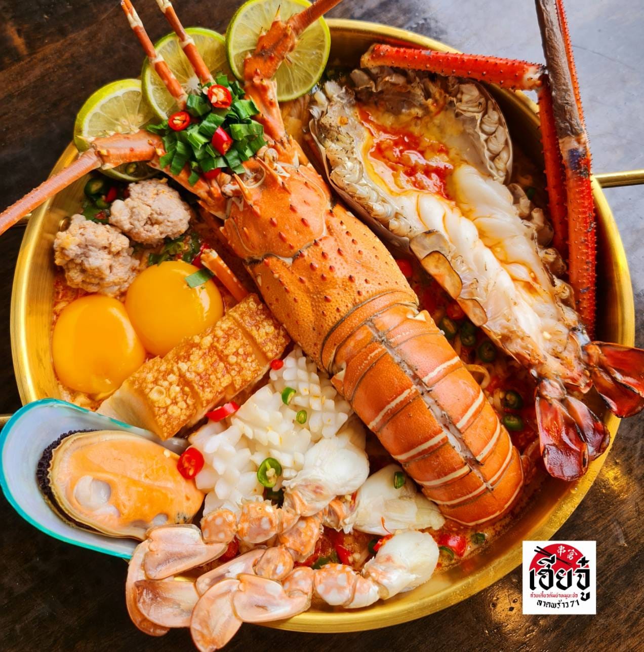 โกวใหญ่ ก๋วยเตี๋ยวหมูต้มยำ, เฮียตี๋ ก๋วยเตี๋ยวลูกชิ้นปลาเย็นตาโฟเยาวราชลาดพร้าววังหิน, ก๋วยเตี๋ยวต้มยำไข่ลาวา, ก๋วยเตี๋ยวเรือ "คนกรุง" สูตรดั้งเดิมยายทองนาค, ก๋วยเตี๋ยวต้มยำหมูบะช่อ มาม่าหม้อไฟ เฮียจู๋-ลาดพร้าว71