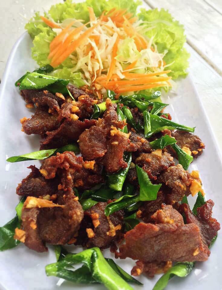 สะหวา, กลมกล่อม, ดอนญ่า, ต้นทาง, ครัวมะเรือง, ร้านข้าวต้ม 2500, เนินขุมทองการ์เด้นท์, นานหยวนบะหมี่เกี๊ยวกุ้ง, สาขากองบิน 56, ไก่ทอดเดชา, สาขาสนามบินหาดใหญ่, สบันงา, เหม่ยเหว่ย สาขาถนนสนามบิน, ร้านข้าวต้มมัดเนินขุมทอง คาเฟ่อาหารใต้