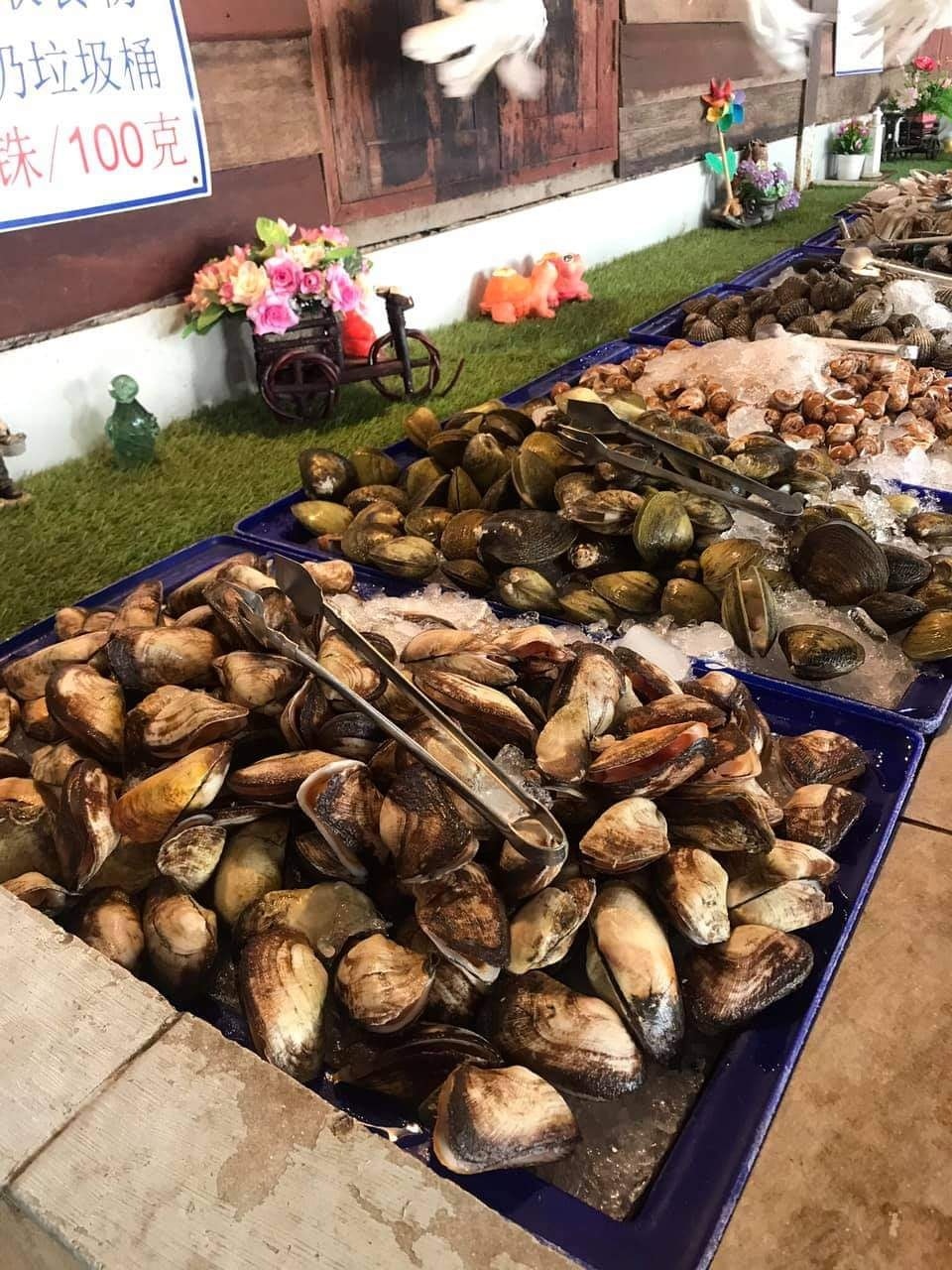 ปูเป็น SEAFOOD PATTAYA, ริมหาด ซีฟู๊ด, ลุงบอยป้ารัตน์, สาขาหาดจอมเทียน, Krua Dongtan ครัวดงตาล, ลุงไสว 1 สุดหาดจอมเทียน พัทยา, ศรีนวลซีฟู้ด, Anantaya Resort &amp; Seafood Pattaya, สุดเขต ทะเลเผา