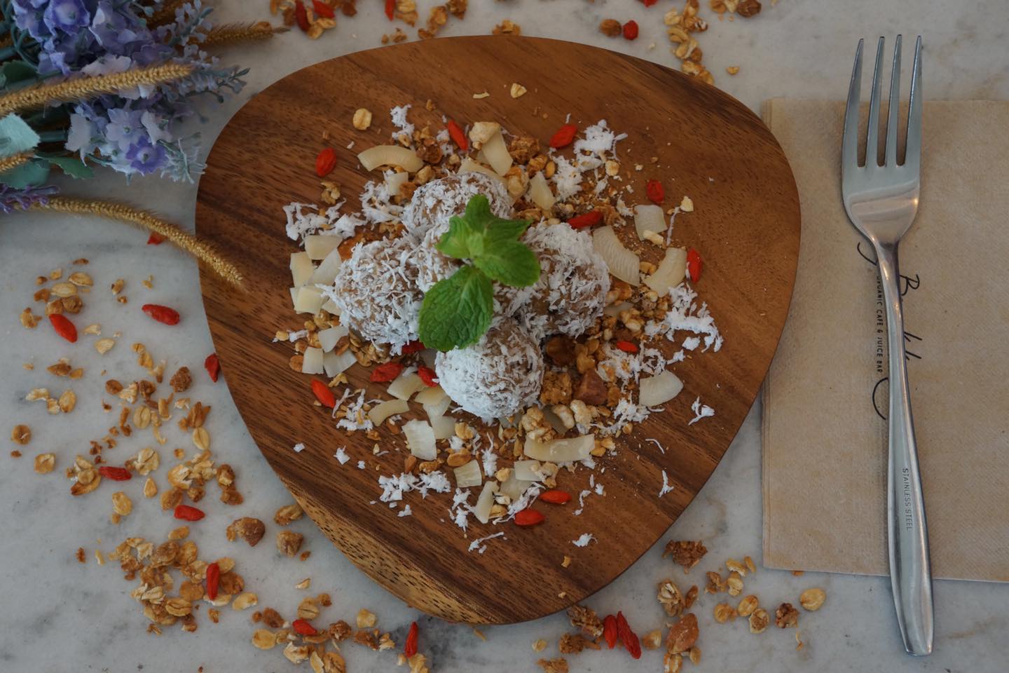 Terra, สาขาพร้อมพงษ์, Sokozy, Gigi Eatery Asoke, อรรถรส, Brekkie, Above Eleven, Bankara Ramen