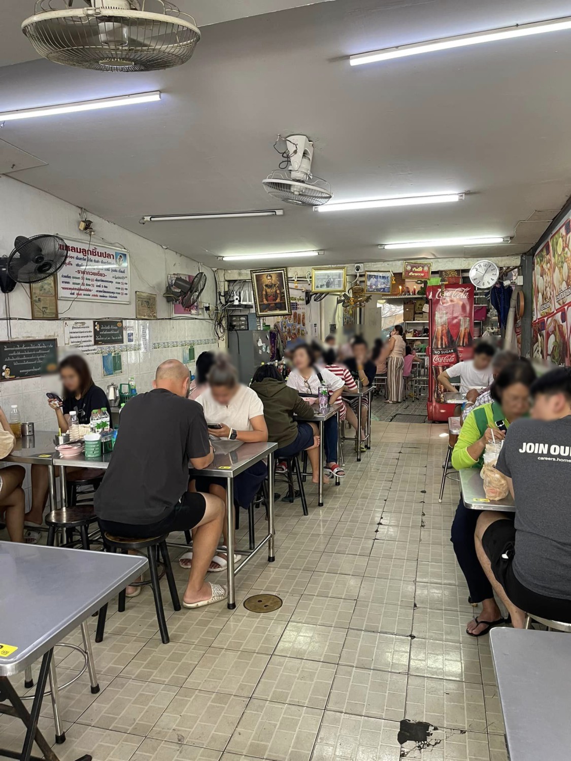 TokiDoki Curry Sutthisan, ส้มตำแฟร์สโตร์, จิน โถง กัว, Hinata, จีรพร อาหารเวียดนาม สาขาสุทธิสาร, ล้านนัวส์, อีเปีย, สมบูรณ์โภชนา, แหลมลูกชิ้นปลา, ก๋วยจั๊บน้ำข้นเเม่มูล, ก๋วยเตี๋ยวลุงหนั่นรัชดา, White Cosmo, Oba San 168, แสงทอง, ซุนหงอคง หม่าล่าปิ้งย่าง, ตังค์เต็มมีเนย, ลุงหนวด - เจ้าเก่า ห้วยขวาง by นายเครา, สุดที่รส - Sutthirot, Nene Korean BBQ Buffet, แซ่บวัน รัชดา, จิ้มจุ่มสุทธิพรเจ้าเก่า หน้า BU place, โคตรยำ ห้วยขวาง, Neta Fish&amp;Meat, Gyu-Ya Yakiniku, อั้งซิวฮะ, Hommari หอมมาริ, ร้านส้มตำ“ฅนมักตำ