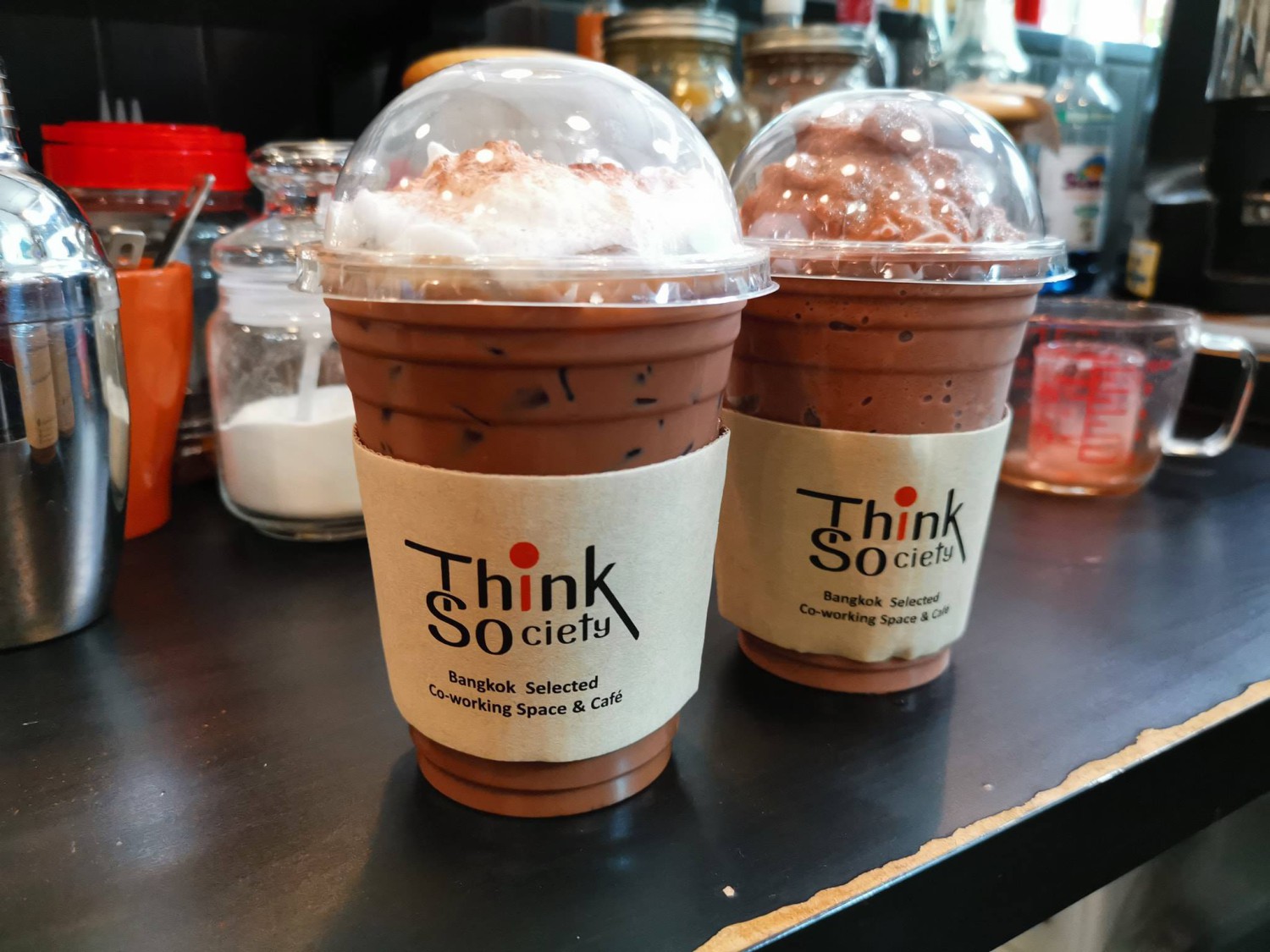 NANA Coffee Roasters, Mmc.bkk, FO SHO BRO, Dear December Cafe, The 66 Cottage, The Black Forest, Bougain Cafe & Crafts, La Mesa Coffee Co., Coffee Station, Gooseberry Coffee Bearing-Lasalle, OOOz.cafe , Shalala Cafe