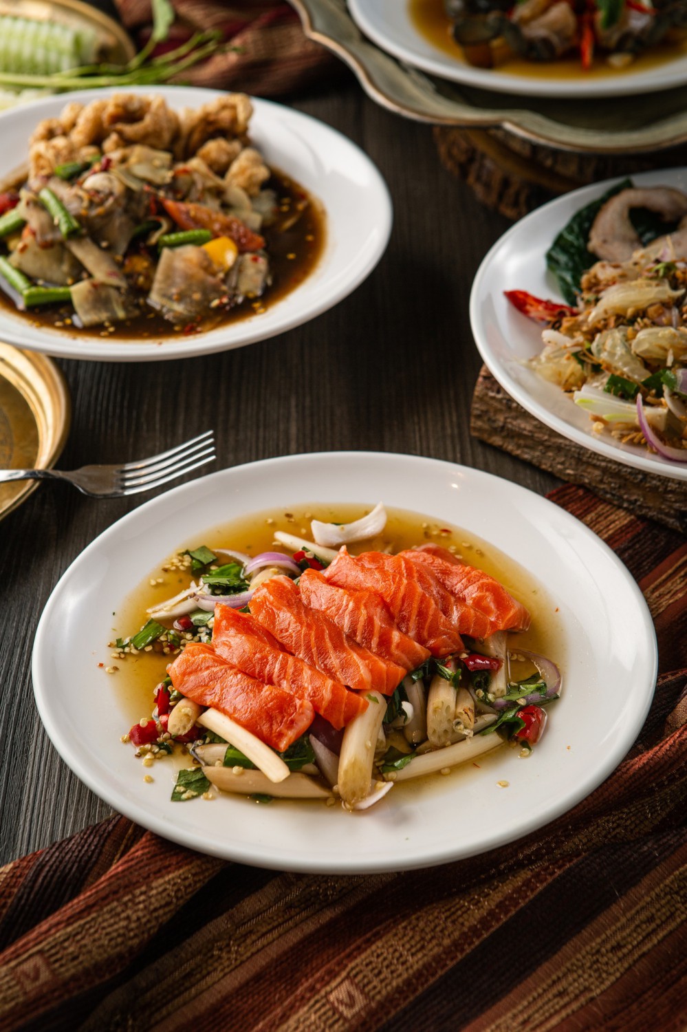 Nomimono Izakaya, กะทิบ้านอาหารไทยและขนม, ก๋วยเตี๋ยวเรือนแพ, Sasi Bangkok, Blooming Cafe, 128 Craft & Soul, อิ่มใจ เสือร้อง, Cafe Casta, ต๋องริมทาง, Wife's Restaurant, บ้านสวนองุ่น, เฮือนลำพูน, COAL Bistro, SUNKISS.bangkok, ร้านดวงเดือนจิ้มจุ่มอาหารอีสาน, ก๋วยเตี๋ยวไม่มีชื่อ ตลิ่งชัน