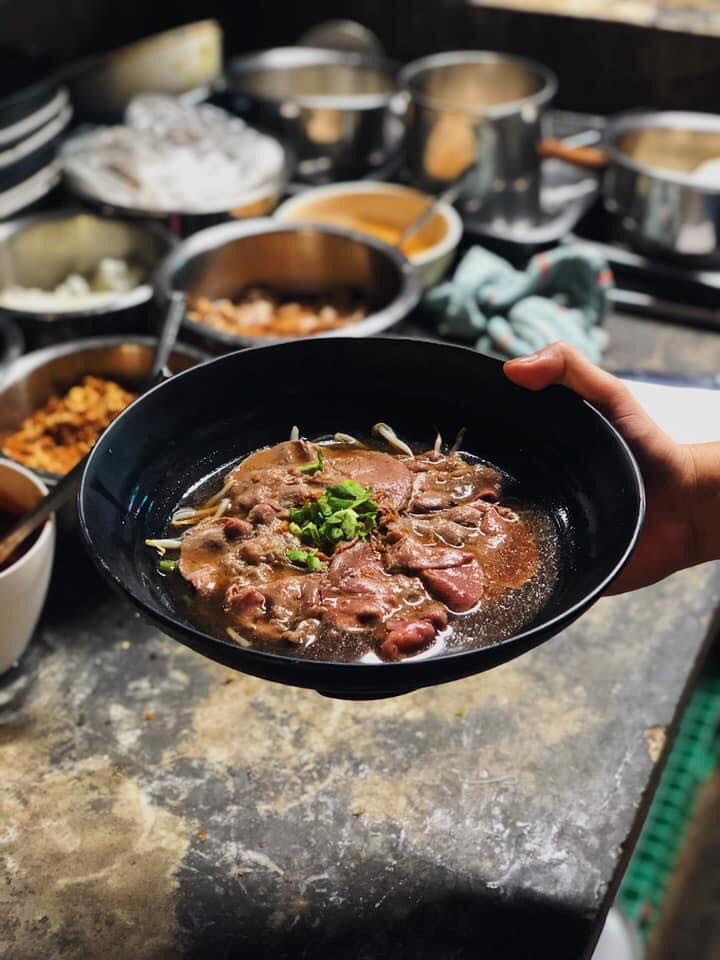 Nomimono Izakaya, กะทิบ้านอาหารไทยและขนม, ก๋วยเตี๋ยวเรือนแพ, Sasi Bangkok, Blooming Cafe, 128 Craft & Soul, อิ่มใจ เสือร้อง, Cafe Casta, ต๋องริมทาง, Wife's Restaurant, บ้านสวนองุ่น, เฮือนลำพูน, COAL Bistro, SUNKISS.bangkok, ร้านดวงเดือนจิ้มจุ่มอาหารอีสาน, ก๋วยเตี๋ยวไม่มีชื่อ ตลิ่งชัน