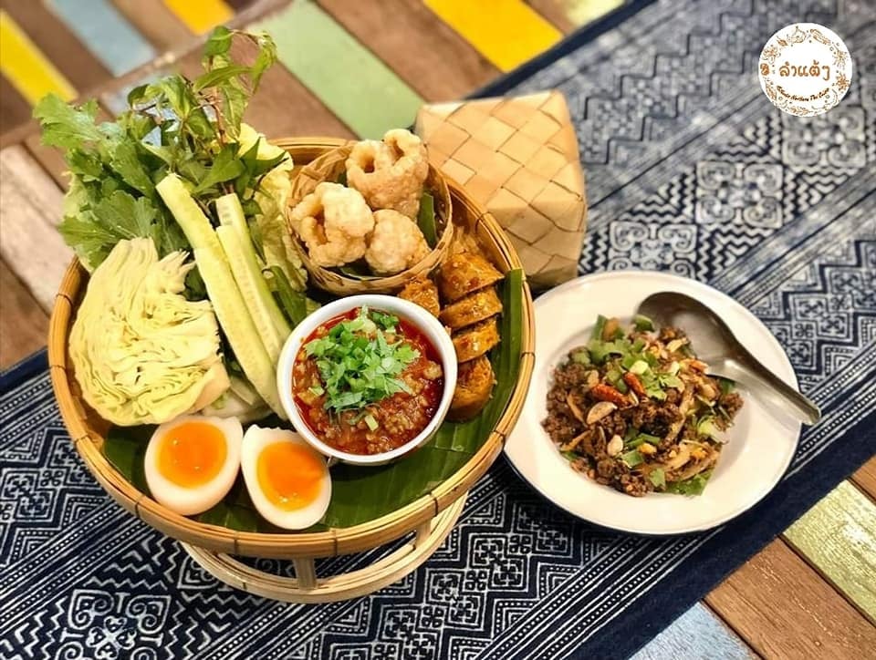 เฮือนขันโตก ขนมจีน บ้านน้ำพริก, Mira Cuisine, ถึงเจียงใหม่ คิทเช่น อาหารเหนือ, สบันงา, คุ้มขันโตก, ลำแต๊ๆ, หอมป้อมหอมเป, บ้านขันโตกฮาลาล