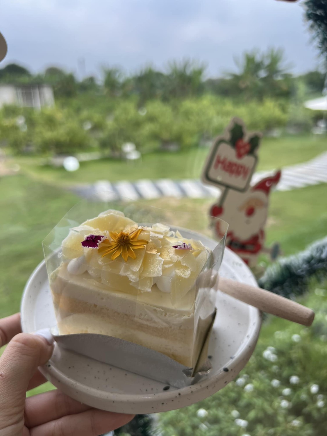 Autumn haus, YOJU Cafe, Lemon Me Farm, STARTCafé, Lot no.8 cafe, 23 cafe and bistro, STAY WITH TREE cafe, April Flavors cafe, Destiny cafe', บ้านปายนา, DUBUA CAFE, House of Chandra - เสน่ห์จันทน์ , 11 Elephant Dessert Cafe, Hangar Cafe', Merce Cafe & Restaurant, Ton Khao Terrace, O2 Kaffee & Bistro, Pomelo Cafe, Little tree, Chinu Coffee