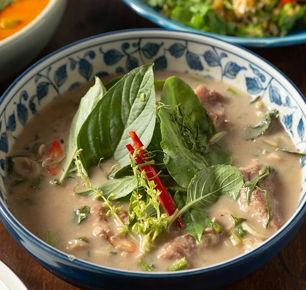 NARA Thai Cuisine, ธธดา TH•TH•DAH, Marie Guimar, อรุณ, Phuket Town Restaurant, บ้านรับรอง, ต้นเครื่อง, Ruen Noppagao - ร้านอาหารเรือนนพเก้า, บ้านไอซ์, กลางซอย, อ้อยหวาน, Simmer by Praha , Ther Dining & Bar, Na Bowon ณ บวร, คุณเอียดชาววัง & ANYA Cafe', Supanniga Eating Room, สาขาท่าเตียน