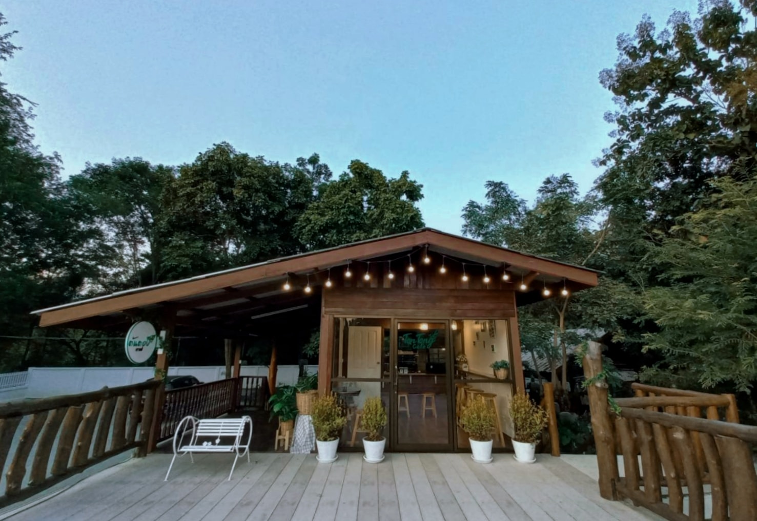 Simple Things, Mindset Cafe, GIVEANDTAKE Cafe House, เถียงนา Coffee and Bakery Farm, TARA Kaffee&amp;Patisserie', Mood Cafe, View doi Coffee Home, One Day One Cafe', สวนพร้าว คาเฟ่, A Little Craft Cafe, Braverly, สวนป่าตากา คาเฟ่, SOON CAFE, Ava Cafe’, Charfinn cafe’, PlumucH, Harmonica 2, River Bar Cafe, Chavee Cafe, TonTong Cafe, สวนเหนือกาแฟ, Diff desofto, สายหวานคาเฟ่, Kyoto Shi Cafe, DRIP GAN, Move on - มูฟออน