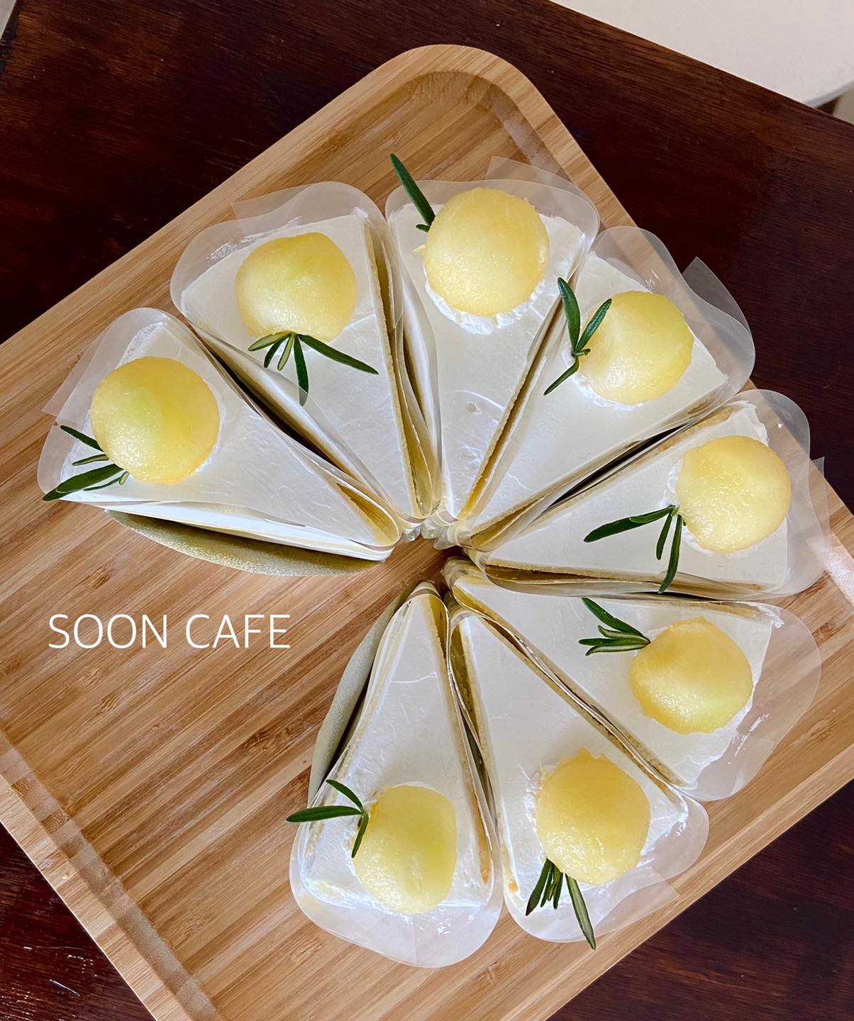 Simple Things, Mindset Cafe, GIVEANDTAKE Cafe House, เถียงนา Coffee and Bakery Farm, TARA Kaffee&amp;Patisserie', Mood Cafe, View doi Coffee Home, One Day One Cafe', สวนพร้าว คาเฟ่, A Little Craft Cafe, Braverly, สวนป่าตากา คาเฟ่, SOON CAFE, Ava Cafe’, Charfinn cafe’, PlumucH, Harmonica 2, River Bar Cafe, Chavee Cafe, TonTong Cafe, สวนเหนือกาแฟ, Diff desofto, สายหวานคาเฟ่, Kyoto Shi Cafe, DRIP GAN, Move on - มูฟออน