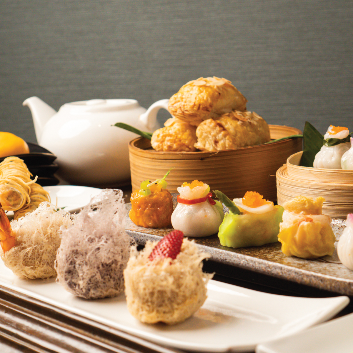 Bai Yun Chinese Restaurant, Banyan Tree Bangkok, เดอะมัลเบอร์รี ไชนีส คูซีน, The Berkeley Hotel Pratunam, ภัตตาคารจีนอีสต์โอเชี่ยน, SC Park Hotel, Fei Ya, ห้องอาหารจีน หลิว, Conrad Bangkok, LIN-FA Chinese Restaurant