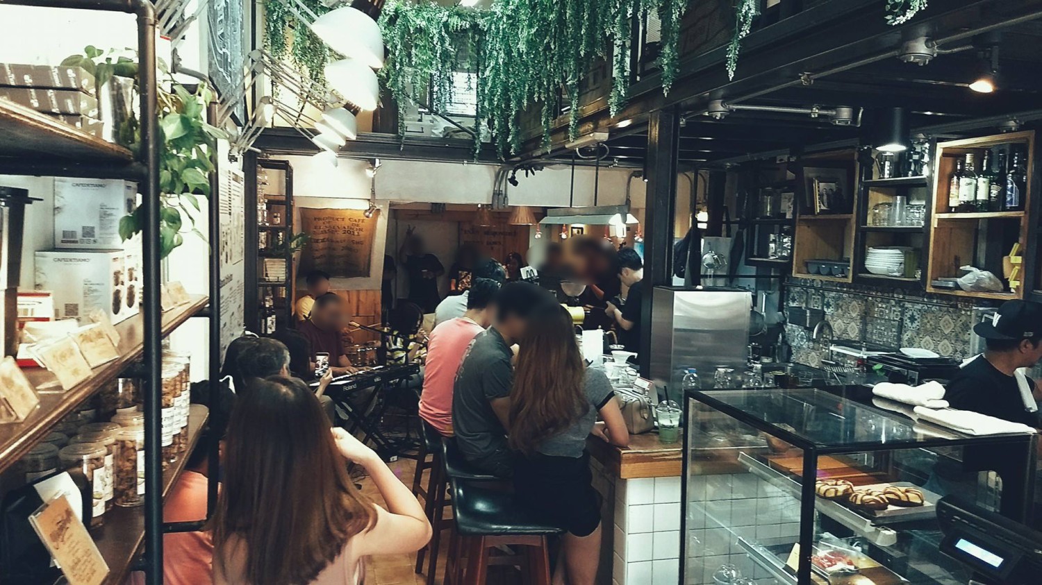 Way Coffee House, Piccolo BangSaen, Peaceful Cafe, Artory.cafe.crafts, Cubbie ‘s, To Die For Coffee, U Cafe & Bakery, A blank coffee, Coffee Train, WON HOUSE, Standtall Coffee, Small House Coffee