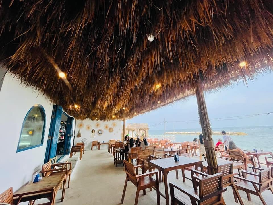 CURVE, STIRR Coffee, Haus Coffee and Space, SeaSeoul cafe, 1degreesnorth, Kongkang Kafe, กาเเฟริมน้ำ บ้านชูใจ, สวนก๋ง, กาแฟบ้านทวด, COFFEE BEACH, Jump at Sea, Whitebeam coffee & eatery