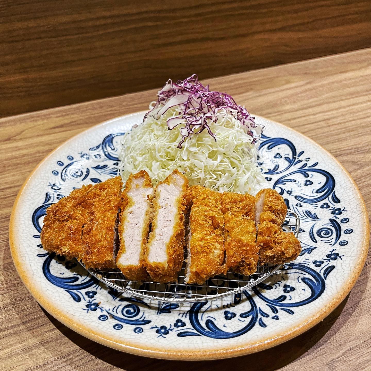 อู้วว์ ทงคัตสึ, Katsura Pork Cutlet Bar, Freddie Ricecurry, สาขาป้อมพระสุเมรุ, Bekku Tonkatsu, Tonkatsu Wako, สาขาสยามเซ็นเตอร์, Maisen Thailand, Saboten Thailand, Hamakatsu Thailand, Aso Tonkatsu