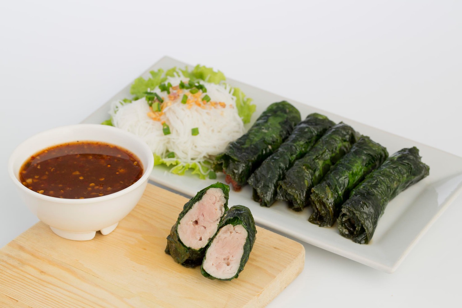 อิ่มเอิบแหนมเนือง, แอมเฮือง อาหารเวียตนาม, M.J. แหนมเนือง หนองคาย พลับพลาชัย, Arunee Cuisine, เชิญตะวัน, คำม่วน แหนมเนือง, สาขาหทัยราษฏร์, บ้านเวียดนาม คลอง4, Winner House, Pho Van, พี่หยองแหนมเนือง, วิลลี่แหนมเนือง Delivery, So Saigon เมืองทองธานี, กรีน แหนมเนือง, Saigon Recipe, Eat Viet, ครัวเมืองเว้ ลาว-ญวน, แหนมเนืองลับแล, แหนมเนืองคุณอ้อ, ลองดู, SAIGON VIETNAMESE RESTAURANT, โรงแรม ASIA HOTEL, VT แหนมเนือง, สาขาพระราม9, MJ แหนมเนืองอาหารเวียดนาม-อีสาน ทวีวัฒนา, ยัมมี่ แหนมเนือง เซ็นจูรี่ อ่อนนุช, Thuyền, แหนมเนืองนายช่าง Delivery