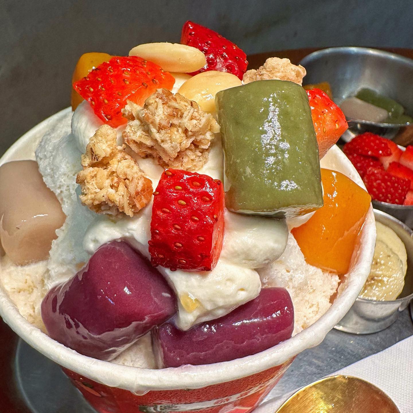 ไสใส, น้ำแข็งไสหว่าหวา, ANG BAO, สาขา Siam Square One, ชื่นใจ, เช็งซิมอี๊ , สาขาเสาชิงช้า, Sweettime, เฮงเฮงอี๊ โชคชัย 4 คุณแวว
