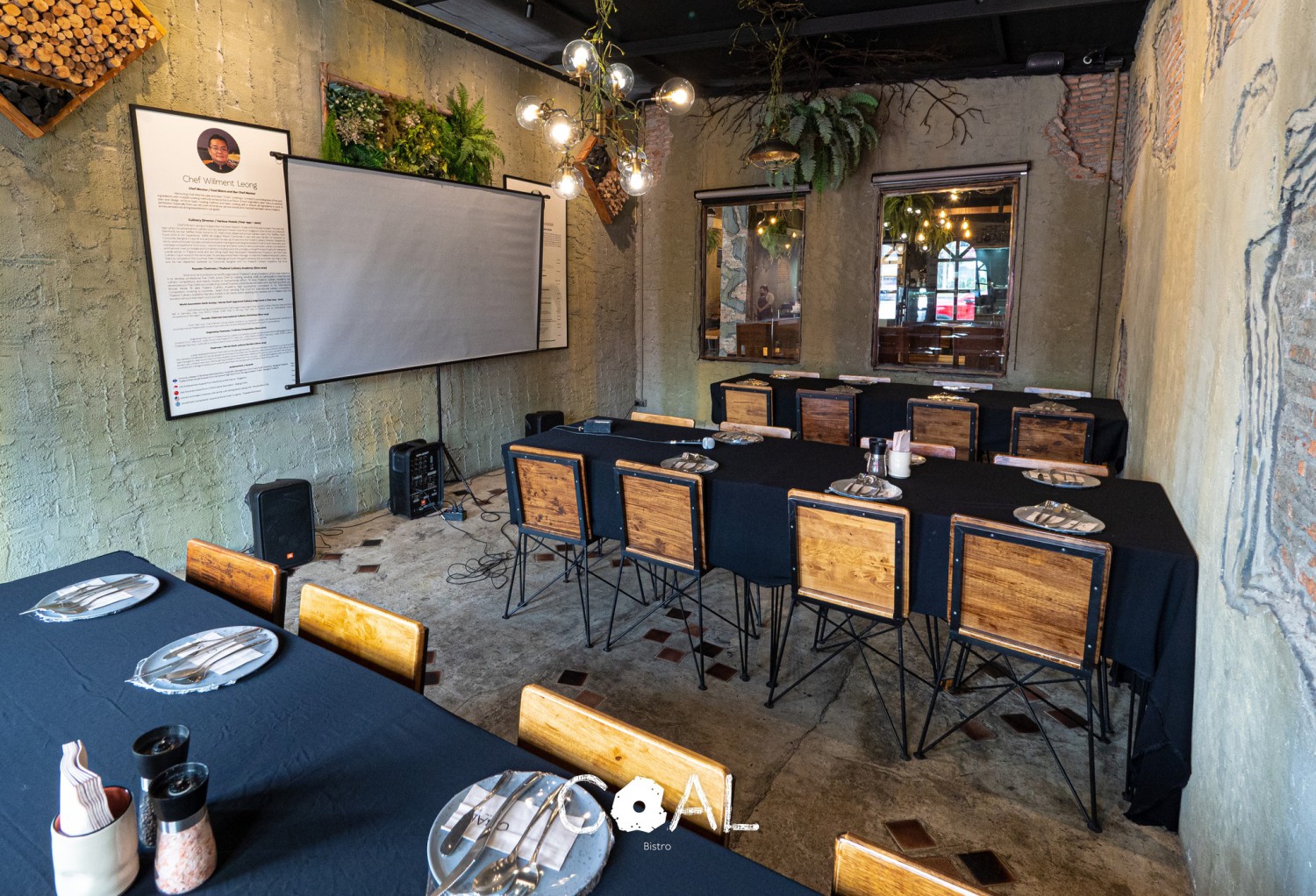 Nomimono Izakaya, กะทิบ้านอาหารไทยและขนม, ก๋วยเตี๋ยวเรือนแพ, Sasi Bangkok, Blooming Cafe, 128 Craft & Soul, อิ่มใจ เสือร้อง, Cafe Casta, ต๋องริมทาง, Wife's Restaurant, บ้านสวนองุ่น, เฮือนลำพูน, COAL Bistro, SUNKISS.bangkok, ร้านดวงเดือนจิ้มจุ่มอาหารอีสาน, ก๋วยเตี๋ยวไม่มีชื่อ ตลิ่งชัน