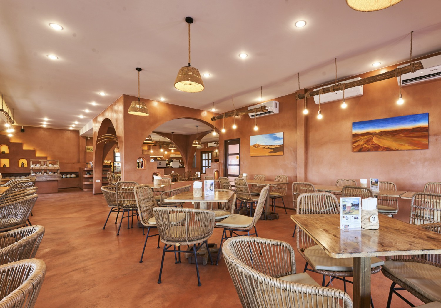 Unplan, ma na cafe', ปลาชุม : Plachum Café & Bistro, Nava House Café - นาวา เฮ้าส์ คาเฟ่, Coffee 123, FarmVille Chachoengsao, บ้านพระจันทร์เวียน, กรีนวิลล์ ผักสลัดเสิร์ฟจากฟาร์ม , D•presso cafe, Baan Melon Desert, Red Cat Cafe ตลาดบ้านใหม่, Lifehouse Cafe & Kitchen, T13 Café