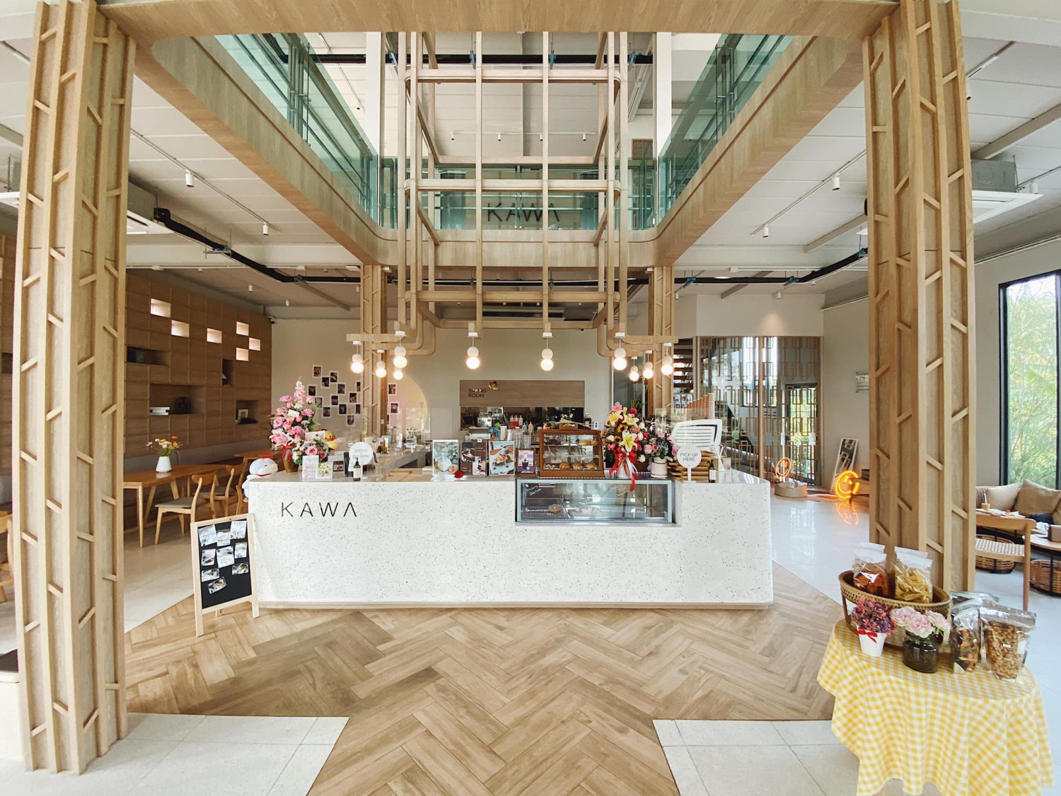 The Sine Cafe’, Whispering cafe, รักษ์น้ำคาเฟ่, Orenchi Cafe, KAWA Coffee and Co., Orenchi Specialty Coffee, Attitude Coffee, Memory House Cafe, In Garden Hut Cafe, ChataThammachart, She's The Legend Cafe, RIVA floating cafe, Good Mood House, นึก คาเฟ่ - วัดไร่ขิง, Ton Khao Terrace, CHADA Tea Boutique, Kark Crof.f