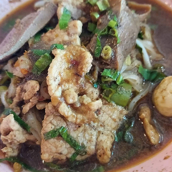ก๋วยเตี๋ยวเรือในคลอง อยุธยา, กรุงเก่า"เตี๋ยวเรือ", ก๋วยเตี๋ยวเรือลวกปากริมคลอง &amp; หมูกะทะ อยุธยา, ก๋วยเตี๋ยวเรืออยุธยา-โอชินสูตรโบราณ, ร้านก๋วยเตี๋ยวเรือโอ่งบนแพริมแม่น้ำน้อย, ก๋วยเตี๋ยวเรือกิมหลวน อยุธยา, ก๋วยเตี๋ยวเรือ ตาลเดี่ยว'เตี๋ยวเรือ, ก๋วยเตี๊ยวลุงแจ๊ะ (บัวหวาน), ร้านก๋วยเตี๋ยวตาไห (คลองท่อ), ก๋วยเตี๋ยวเรือแม่วันดี อยุธยา, ก๋วยเตี๋ยวเรือแม่ต่วม อยุธยา, ก๋วยเตี๋ยวเรือ เสือร้องไห้, ก๋วยเตี๋ยวเรือ "รสโจ๊ะ" ป้าไวท์, ก๋วยเตี๋ยวเรืออยุธยา ป้าษา2, ก๋วยเตี๋ยววัดใหญ่, ก๋วยเตี๋ยวเรือห้อยขา อยุธยา, ก๋วยเตี๋ยวเรือนายอ๊อฟ สูตร”ยายจง”รสดั้งเดิม, ไทยเทวา ก๋วยเตี๋ยวเรืออยุธยา, ต้อยตลาดแตก สาขาใหญ่ ก๋วยเตี๋ยวเรืออยุธยา