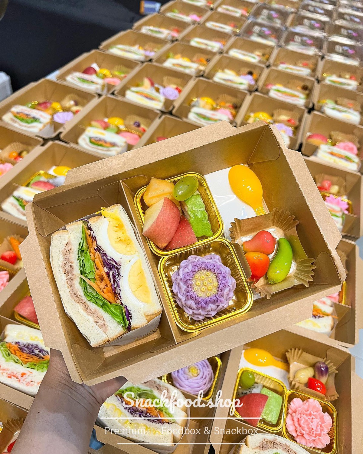 Muibakery, กินดี อยู่ดี by foreste cafe, The Waffle, Snack food.shop, Snackbox Monchanok, ไออุ่น, บ้านทองม้วน, Jaidee Homemade, ชื่นจิต chuenchit, Nara Snack Box - รับจัดเบรค, ว่าหรอย-waroi, KIN.D