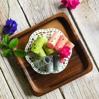 Muibakery, กินดี อยู่ดี by foreste cafe, The Waffle, Snack food.shop, Snackbox Monchanok, ไออุ่น, บ้านทองม้วน, Jaidee Homemade, ชื่นจิต chuenchit, Nara Snack Box - รับจัดเบรค, ว่าหรอย-waroi, KIN.D