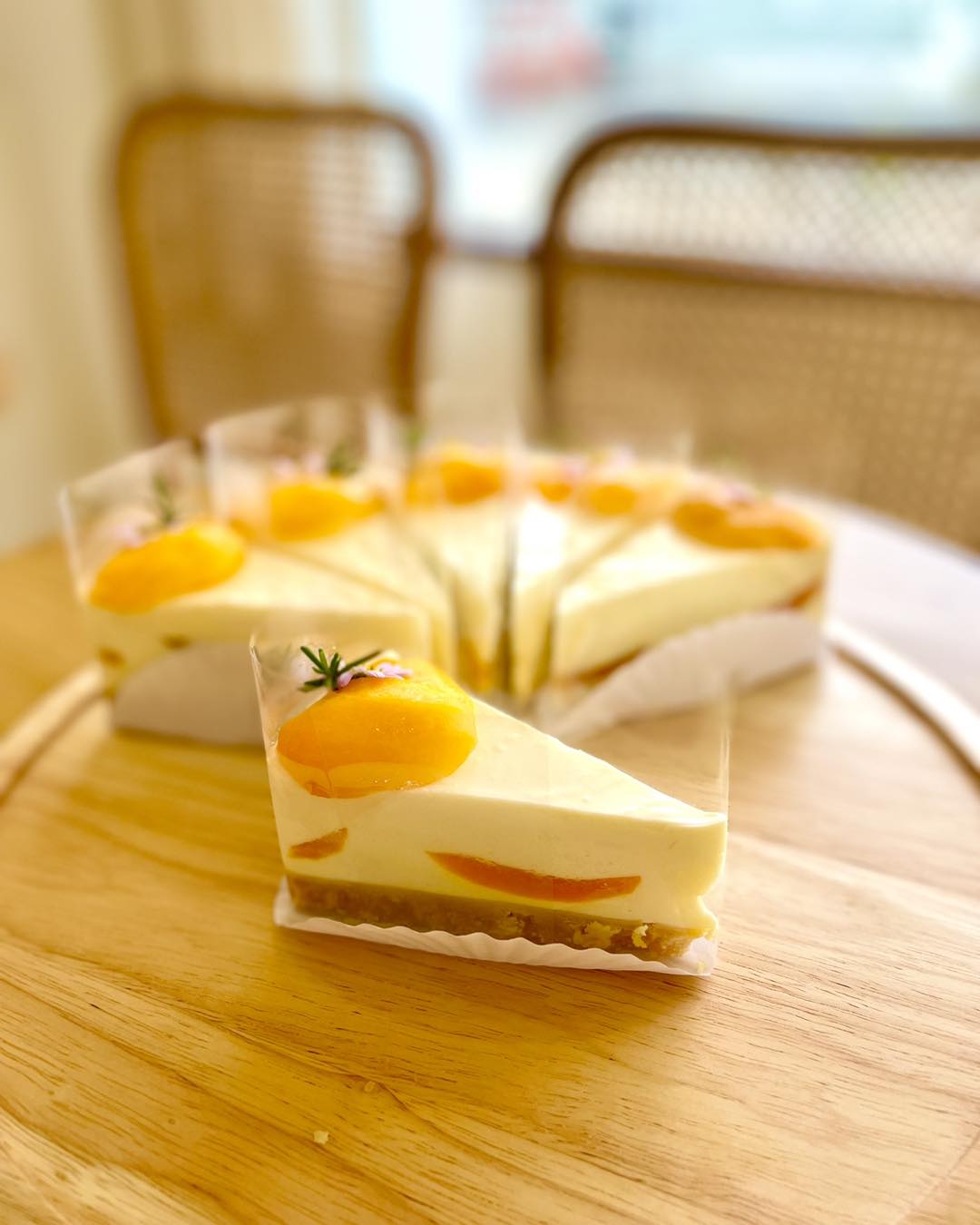 เรือนชายน้ำ Cafe&amp;Restaurant, ban.jingjo, See Sea Sun - แบบง่ายๆ, ขวัญข้าว ริเวอร์ไซด์, The sunflower cafe, KokoroCafe', FREJA Coffee &amp; Co, Rays River Cafe, Behind The Beans, พร้าวหอมคาเฟ่, Kinlamoon, House Cafe', บ้านสวนพาฝัน, La Bella Cafe, PakPap Cafe, ขมุน คาเฟ่ มหาชัย, Baanthaicafe, ดีกัน คาเฟ่, COCO CAFE'