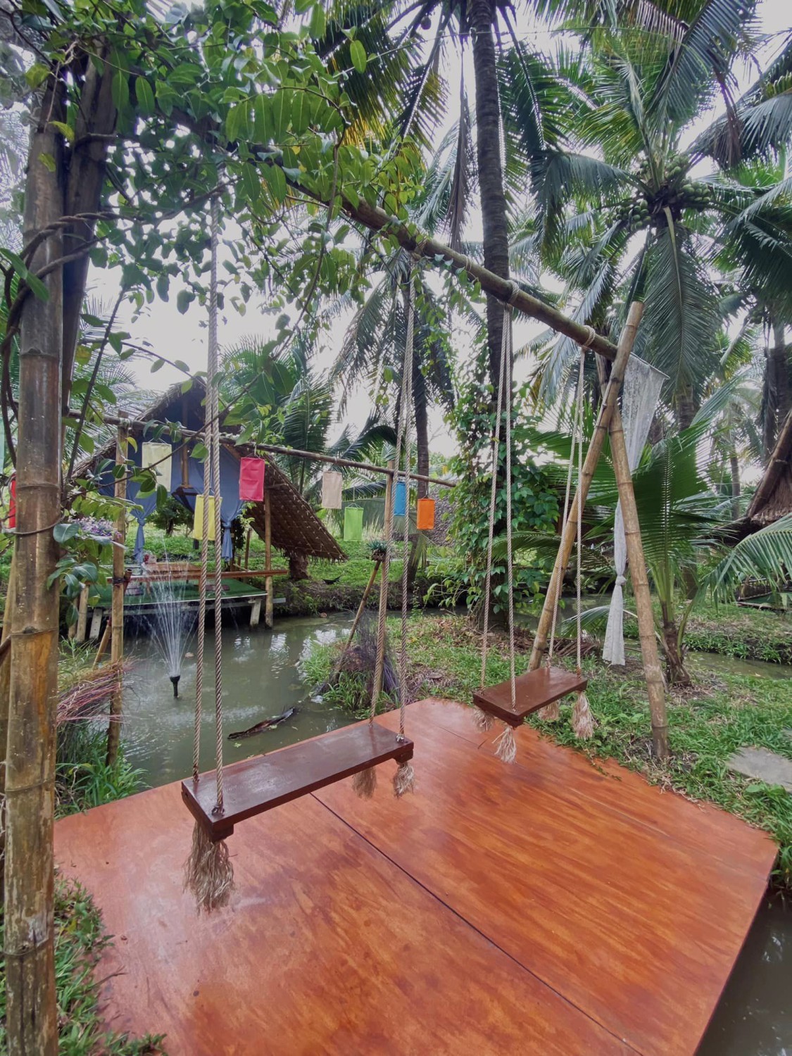 เรือนชายน้ำ Cafe&amp;Restaurant, ban.jingjo, See Sea Sun - แบบง่ายๆ, ขวัญข้าว ริเวอร์ไซด์, The sunflower cafe, KokoroCafe', FREJA Coffee &amp; Co, Rays River Cafe, Behind The Beans, พร้าวหอมคาเฟ่, Kinlamoon, House Cafe', บ้านสวนพาฝัน, La Bella Cafe, PakPap Cafe, ขมุน คาเฟ่ มหาชัย, Baanthaicafe, ดีกัน คาเฟ่, COCO CAFE'