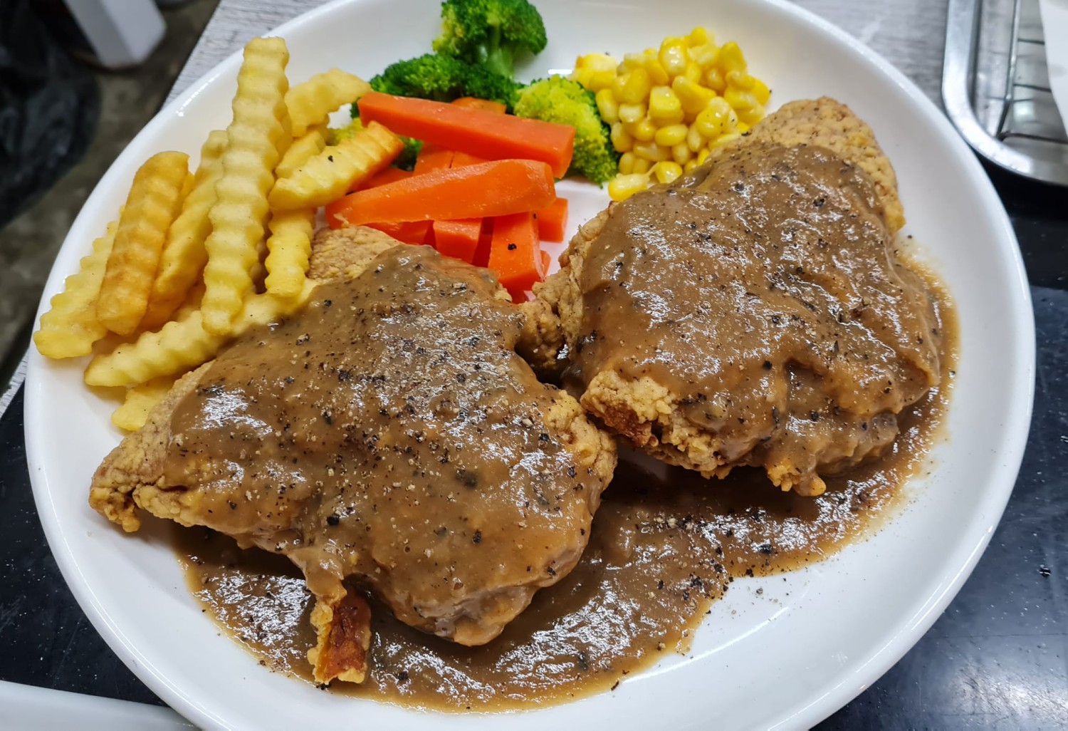 เชฟเต่า สเต๊กเฮ้า, SUNKISS.bangkok, บ้านบางกอก - พุทธมณฑลสาย 1, Once Steakhouse พุทธมณฑลสาย1 , ส้มตำคุณแดงไก่ย่างนมสด, Nine Cafe, Wabi Sabi Japanese Cuisine, ครัววงเดือน, ตู้ กับ ข้าว - ร้านอาหารไทยโมเดิร์น พุทธมณฑลสาย1, ครัวอีสานแซ่บเว่อร์ พุทธมณฑลสาย1