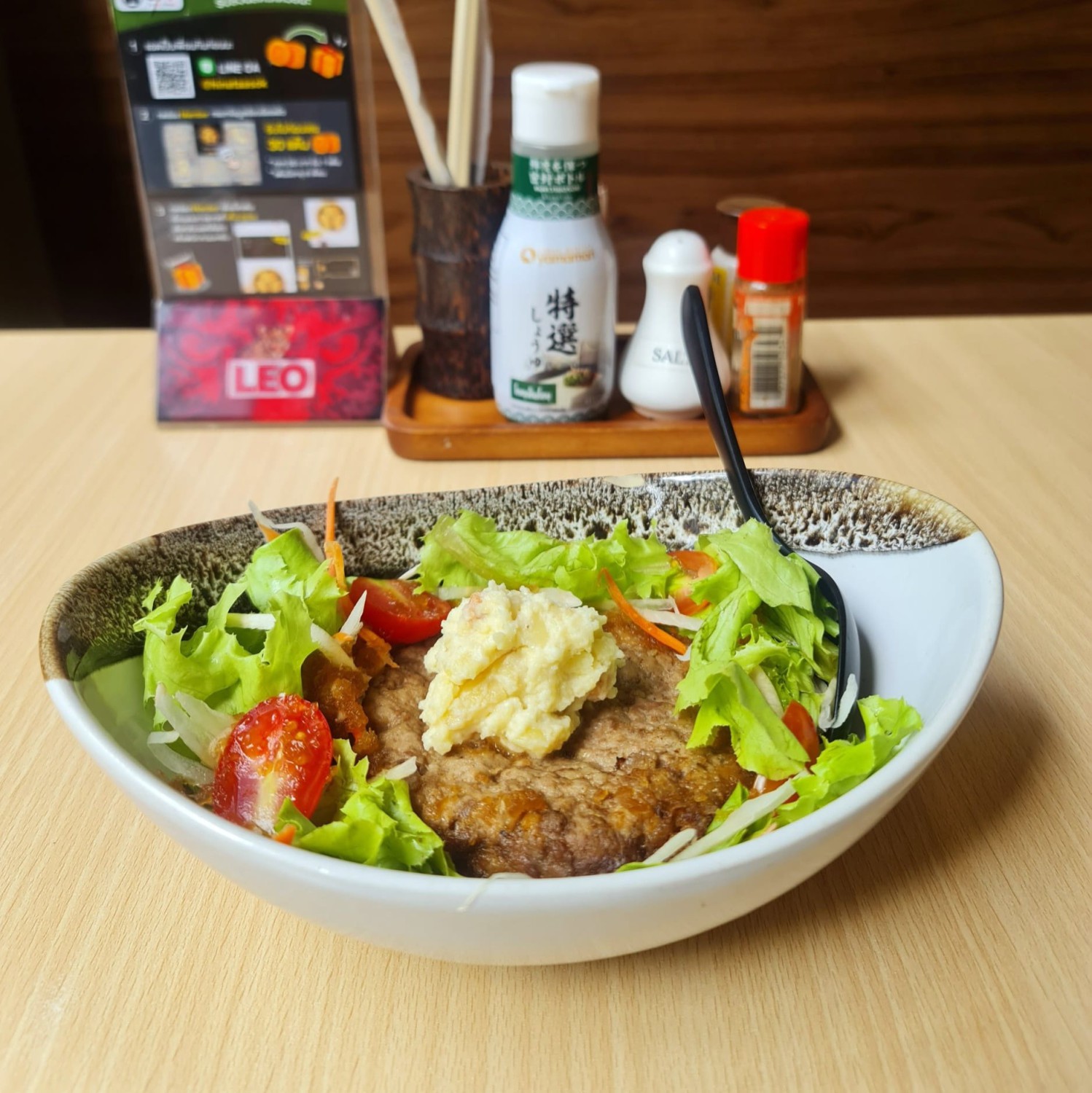 TokiDoki Curry Sutthisan, ส้มตำแฟร์สโตร์, จิน โถง กัว, Hinata, จีรพร อาหารเวียดนาม สาขาสุทธิสาร, ล้านนัวส์, อีเปีย, สมบูรณ์โภชนา, แหลมลูกชิ้นปลา, ก๋วยจั๊บน้ำข้นเเม่มูล, ก๋วยเตี๋ยวลุงหนั่นรัชดา, White Cosmo, Oba San 168, แสงทอง, ซุนหงอคง หม่าล่าปิ้งย่าง, ตังค์เต็มมีเนย, ลุงหนวด - เจ้าเก่า ห้วยขวาง by นายเครา, สุดที่รส - Sutthirot, Nene Korean BBQ Buffet, แซ่บวัน รัชดา, จิ้มจุ่มสุทธิพรเจ้าเก่า หน้า BU place, โคตรยำ ห้วยขวาง, Neta Fish&amp;Meat, Gyu-Ya Yakiniku, อั้งซิวฮะ, Hommari หอมมาริ, ร้านส้มตำ“ฅนมักตำ