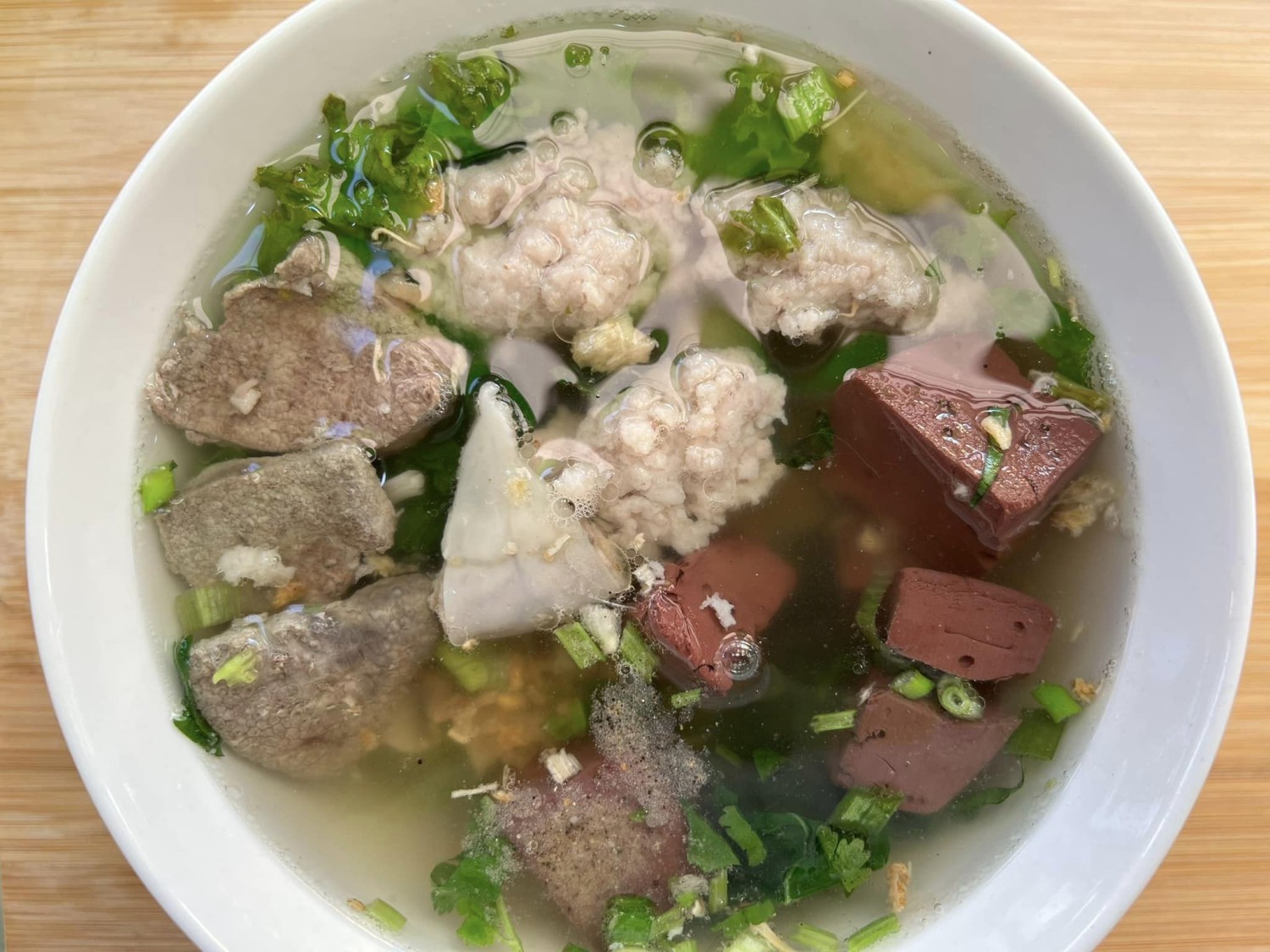 โจ๊กโรงเตี๊ยม, ติ่มซำ หอเจี๊ยะ at ชุมพร, ข้าวเหนียวปิ้งวินเทจ ชุมพร, Coffeebar99 , บ้านยาย ชุมพร, หนึ่งติ่มซำชุมพร, เทียนชัย, ข้าวแกงยายหลิว, ชุมพรแต่เตี้ยม, ซาลาเปาคุณก้อย วังไผ่