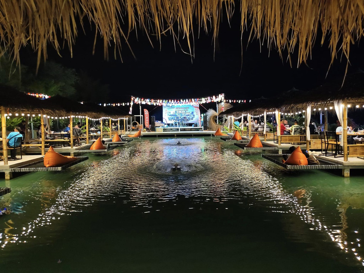 กอบัว, บ้านอาหารไทย, บ้านบัว, บ้านรั้วไม้ Cuisine & Cafe, ครัวหอมมันปู, ร้านไหน อุทยานหินเขางู ราชบุรี, สวนอาหาร รางตาล, Pakmud แซ่บหมูทะ, สาขาโพธาราม, ถึงพริกถึงขิง, มะม่วงคู่, เนื้อต้มบ้านสิงห์ เจ๊ติ๋ม, โกรกแดง, ชุมทางของอร่อย, Mainichi365, Octospider restaurant, Lim cafe Photaram, ครัวตะนาวศรี สวนผึ้ง ราชบุรี, อาตี๋โกปี๊, โอปอชิฟฟ่อนเค้ก, ก๋วยเตี๋ยวปลาแม่กลอง, ติ๋มเค้กมะพร้าวอ่อน, ก๋วยเตี๋ยวโบราณป้าฮวย, โอ่งข้าวโอ่งน้ำ, ครัวม่อนไข่ สวนผึ้ง ราชบุรี, ShabuDo