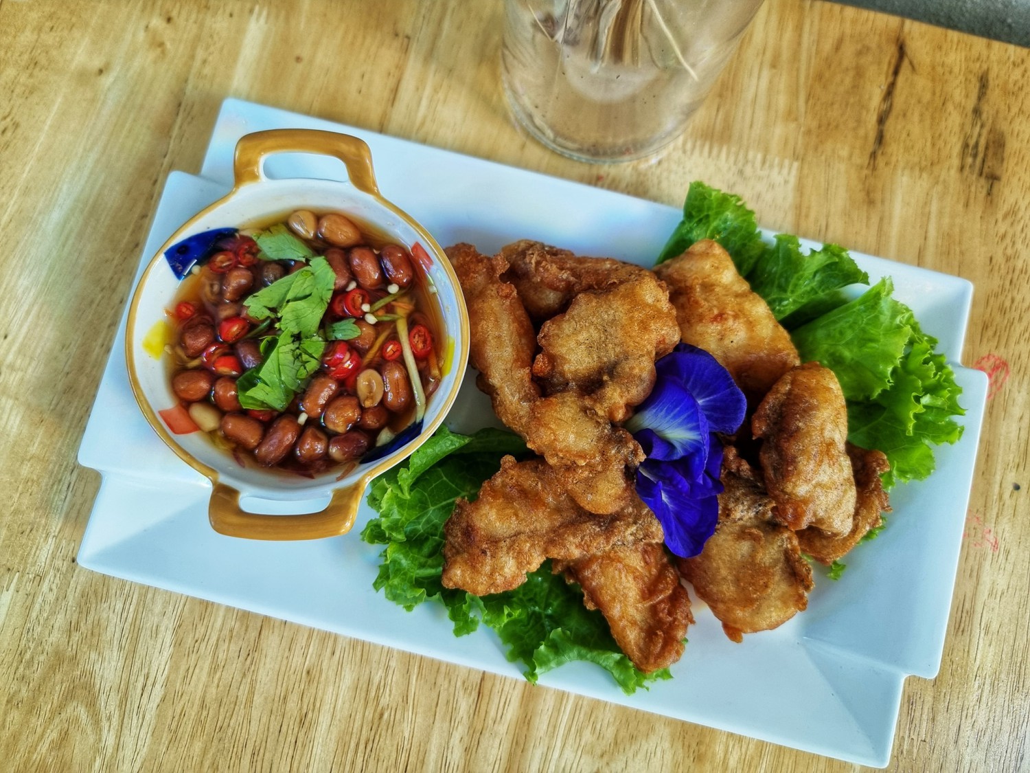 เรือนชายน้ำ Cafe&amp;Restaurant, ban.jingjo, See Sea Sun - แบบง่ายๆ, ขวัญข้าว ริเวอร์ไซด์, The sunflower cafe, KokoroCafe', FREJA Coffee &amp; Co, Rays River Cafe, Behind The Beans, พร้าวหอมคาเฟ่, Kinlamoon, House Cafe', บ้านสวนพาฝัน, La Bella Cafe, PakPap Cafe, ขมุน คาเฟ่ มหาชัย, Baanthaicafe, ดีกัน คาเฟ่, COCO CAFE'