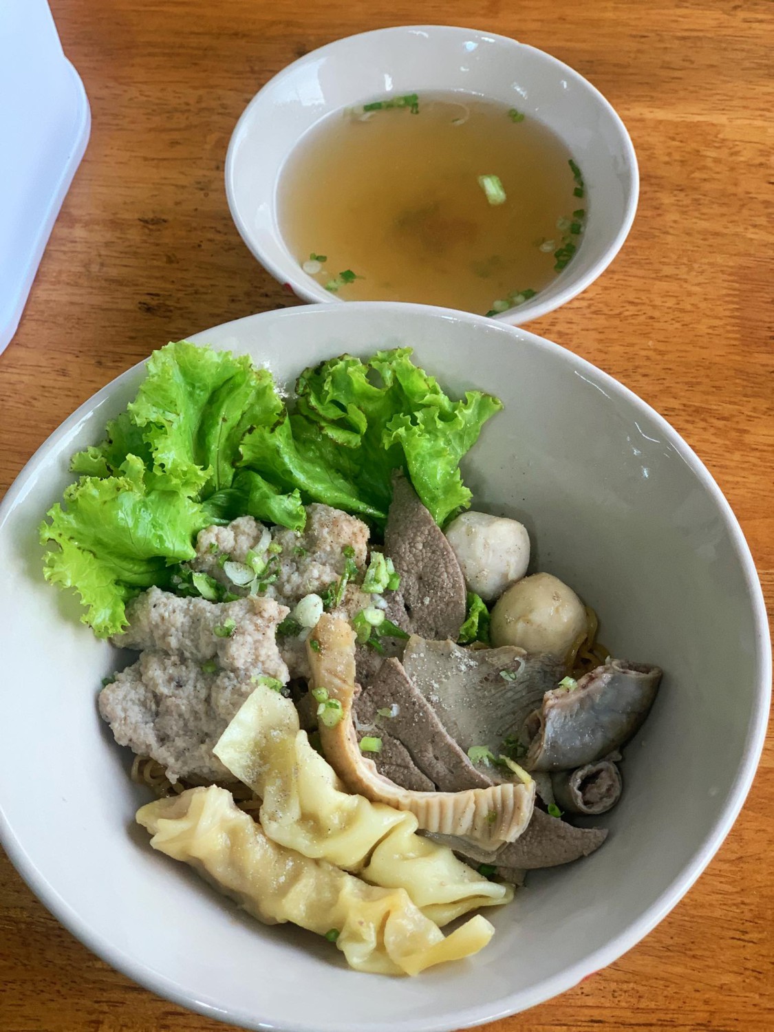 สวนชื่นสุข, Ar Restaurant Hatyai 嗳, ศิริ ต้มเลือดหมูหาดใหญ่, ไก่กรอบพี่เน่, ในรู, กุ๊กชัยติ่มซำ-ก๋วยเตี๋ยวราดหน้าปลากะพง, ร้านใต้ขอย ซอยตัน, กันเอง, หนานหยวน บะหมี่เกี๊ยวกุ้ง, สาขาปุณณกัณฑ์, ป่ายาง, บ้านก้ามปู, โชคดีแต่เตี้ยม บะกุ๊ดเต๋, ไก่ทอดหาดใหญ่มีนา, ร้านราดหน้าโกฉ่อน, ขนมจีนป้าชื่น, Space Bar, ขนมไข่เตาถ่านน้องนิล&คาเฟ่, ข้าวต้มรถแดง