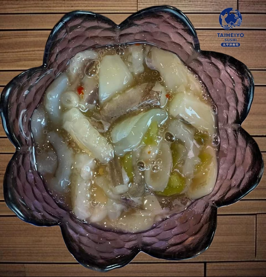 ร้านอ้นส้มตำปูม้า, ไผ่ขวาง, Zaab Station, เอมโอช by The Story, ครัวกางนา, คุ้มขวัญเจ้าเอย, ร้านบ้านเด, กุ่ยหมง, สวนอาหารเบญจรงค์ สุพรรณบุรี, ขัวะ, ลายน้ำ, มุมสบายครัวริมคลอง, ข้าวต้มโกเฑียร, นพรัตน์ ภัตตาคาร, กุ้งเป็น (เจ๊เน้ย), ขนาบน้ำสุพรรณบุรี and mellow, เรือนแพ (ครัวสุพรรณ) &amp; รีสอร์ท, ริมคลองเฮ้าส์, สุรชัยปลาเผา บึงไผ่แขก, Taiheiyo sushi suphanburi