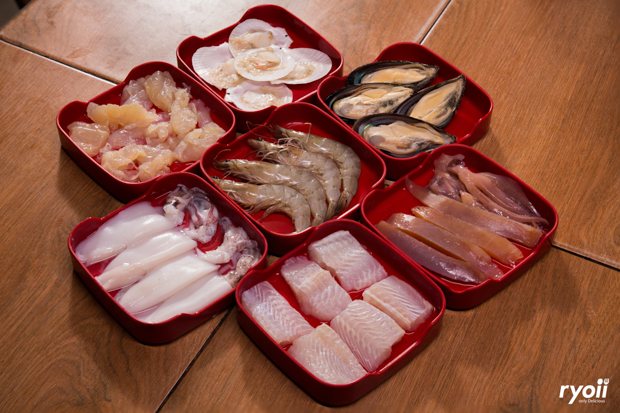 Baan suki, Y.O.U หมูกระทะ, JJANG restaurant and BBQ, ฮ่องเต้ สุกี้-ปิ้งย่าง บุฟเฟ่ต์, สุกี้ตี๋น้อย, สาขาเลียบด่วนเอกมัยรามอินทรา, BestBeef, ปิ้ง-ย่างเทวดา, Happy Suki, 18 มงกุฎ สุกี้-ชาบู, สุกี้ดารา, อร่อยติ่มซำ สุกี้สไตล์ฮ่องกง