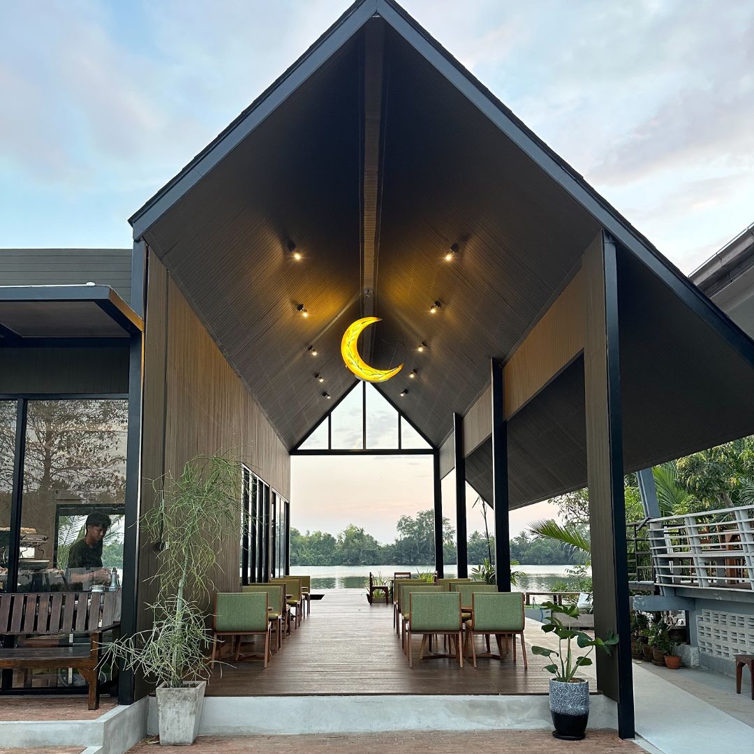 Unplan, ma na cafe', ปลาชุม : Plachum Café & Bistro, Nava House Café - นาวา เฮ้าส์ คาเฟ่, Coffee 123, FarmVille Chachoengsao, บ้านพระจันทร์เวียน, กรีนวิลล์ ผักสลัดเสิร์ฟจากฟาร์ม , D•presso cafe, Baan Melon Desert, Red Cat Cafe ตลาดบ้านใหม่, Lifehouse Cafe & Kitchen, T13 Café