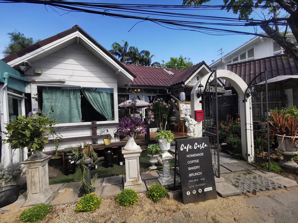 Nomimono Izakaya, กะทิบ้านอาหารไทยและขนม, ก๋วยเตี๋ยวเรือนแพ, Sasi Bangkok, Blooming Cafe, 128 Craft & Soul, อิ่มใจ เสือร้อง, Cafe Casta, ต๋องริมทาง, Wife's Restaurant, บ้านสวนองุ่น, เฮือนลำพูน, COAL Bistro, SUNKISS.bangkok, ร้านดวงเดือนจิ้มจุ่มอาหารอีสาน, ก๋วยเตี๋ยวไม่มีชื่อ ตลิ่งชัน
