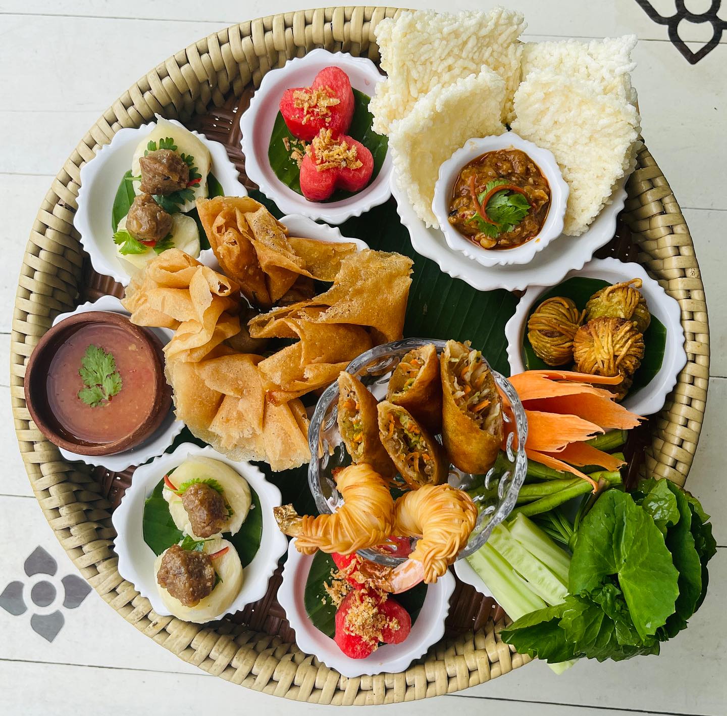 Nomimono Izakaya, กะทิบ้านอาหารไทยและขนม, ก๋วยเตี๋ยวเรือนแพ, Sasi Bangkok, Blooming Cafe, 128 Craft & Soul, อิ่มใจ เสือร้อง, Cafe Casta, ต๋องริมทาง, Wife's Restaurant, บ้านสวนองุ่น, เฮือนลำพูน, COAL Bistro, SUNKISS.bangkok, ร้านดวงเดือนจิ้มจุ่มอาหารอีสาน, ก๋วยเตี๋ยวไม่มีชื่อ ตลิ่งชัน